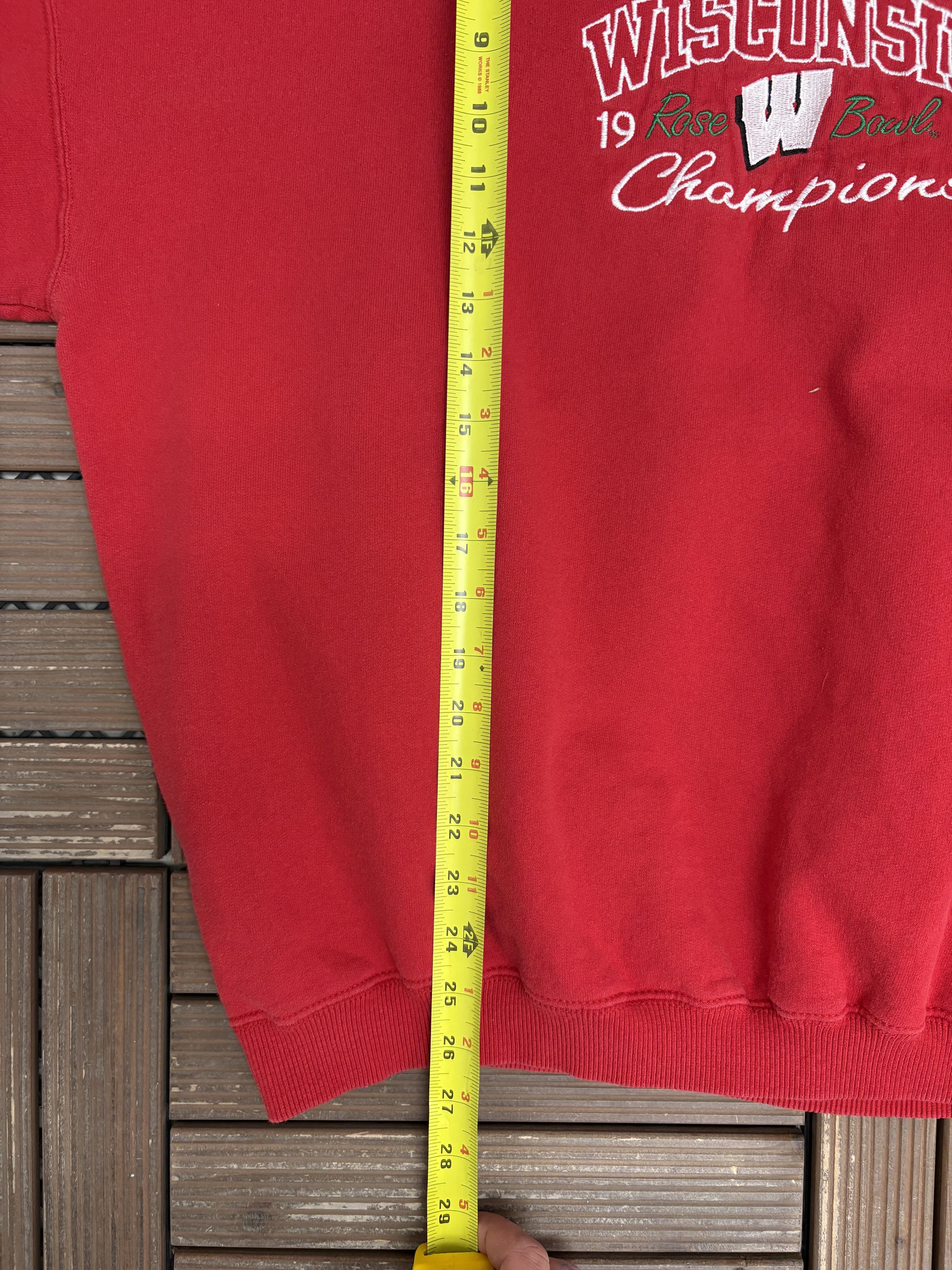 Vintage Wisconsin Badgers Rose Bowl 1999 Champions Vintage Crewneck Size US XXL / EU 58 / 5 - 8 Thumbnail