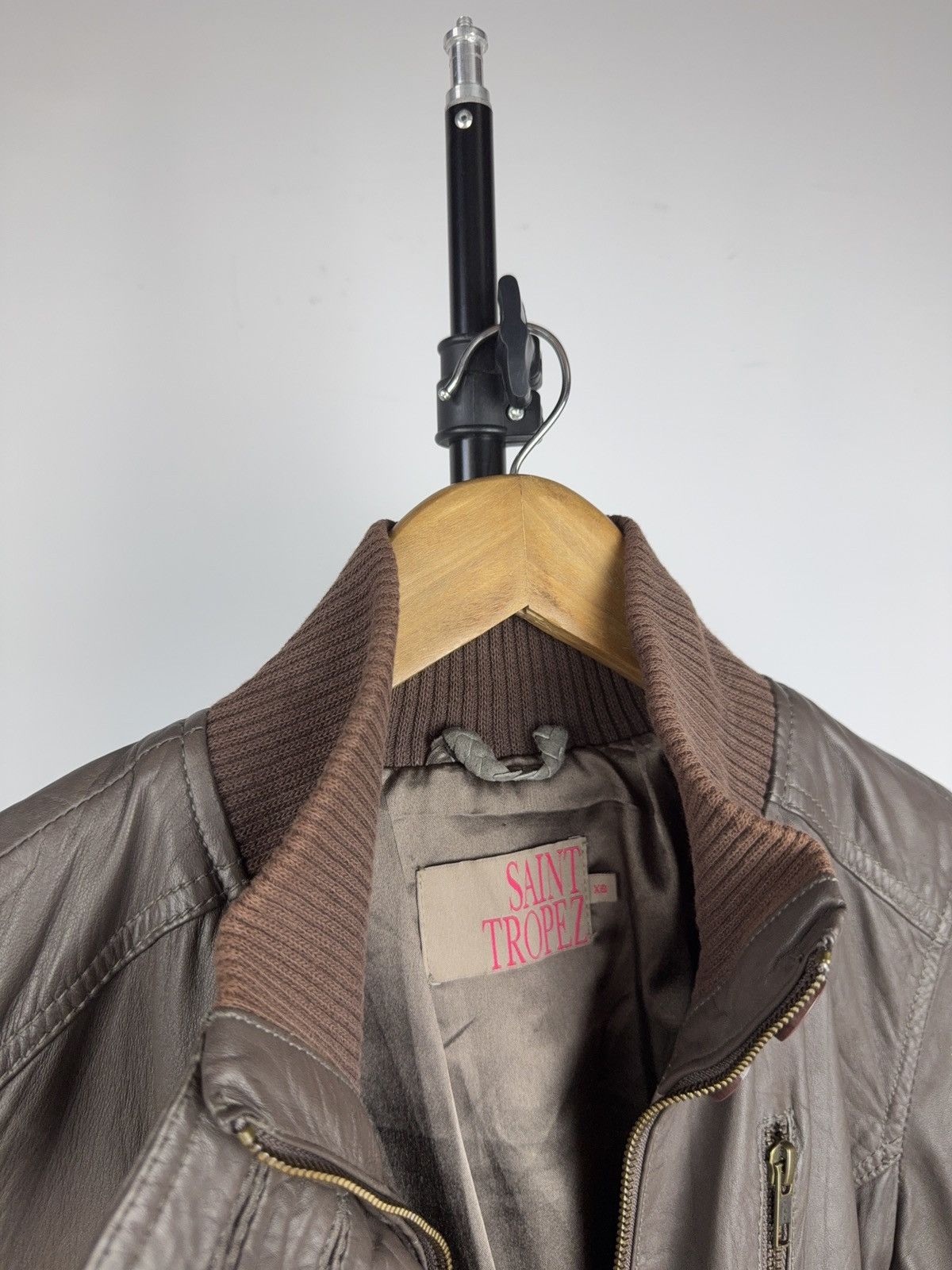 Genuine Leather Saint Tropez Cropped Rock Punk Leather Bomber Jacket XS Y2K Size XS / US 0-2 / IT 36-38 - 18 Thumbnail