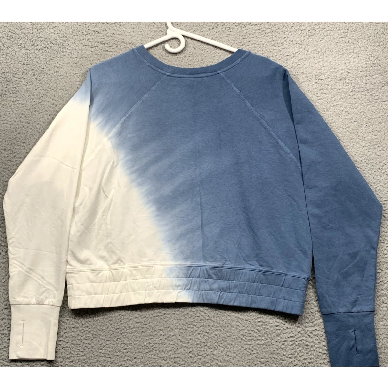 Vintage Joy Lab Cropped Sweatshirt Blue & Cream Size Large Thumb Holes Womens NWT Size L / US 10 / IT 46 - 3 Thumbnail