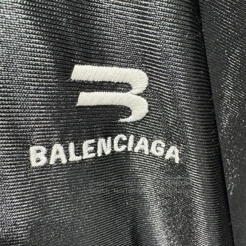 Balenciaga Balenciaga Runway Reflective Track Jacket. Size US XXS / EU 40 - 3 Thumbnail