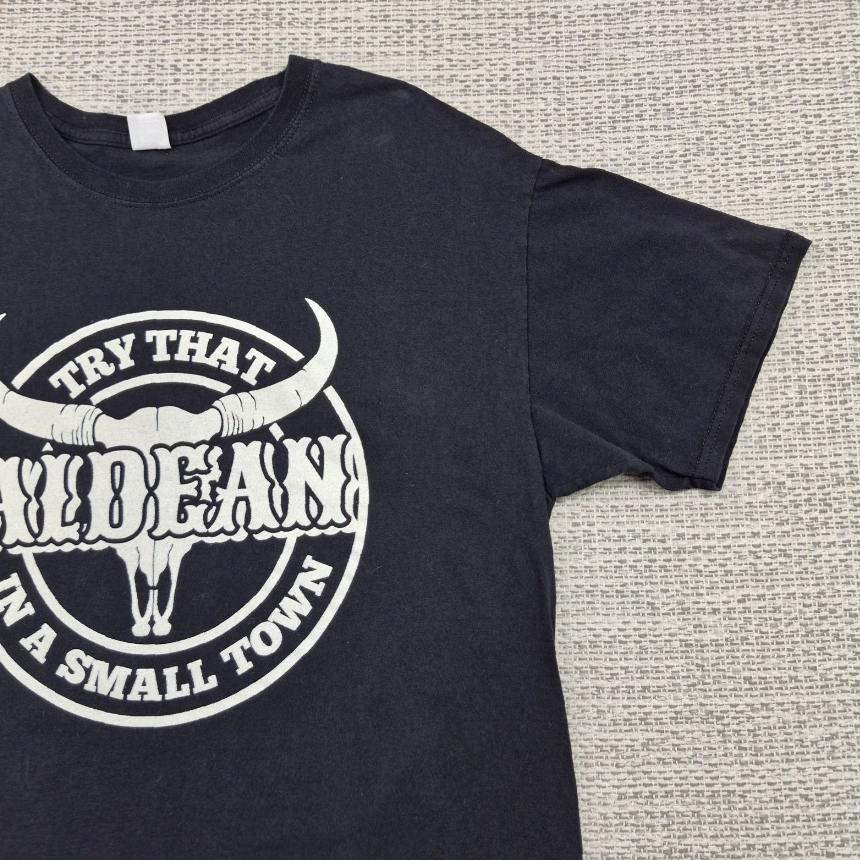 Fruit Of The Loom Jason Aldean Shirt Mens Medium Black Tour Desperado Highway Small Town Try That Size US M / EU 48-50 / 2 - 5 Thumbnail