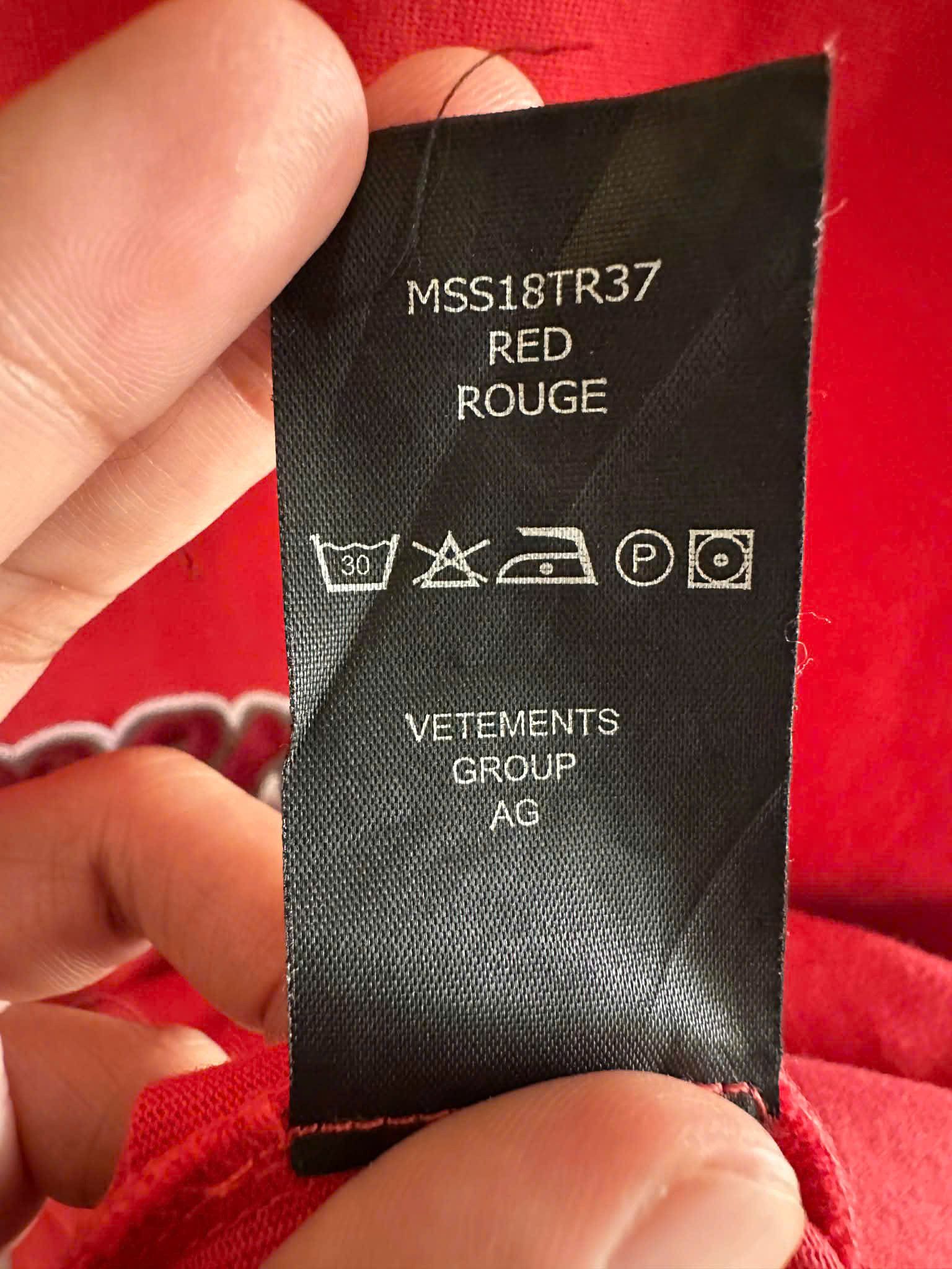 Vetements VETEMENS T SHIRT Size US XS / EU 42 / 0 - 4 Thumbnail