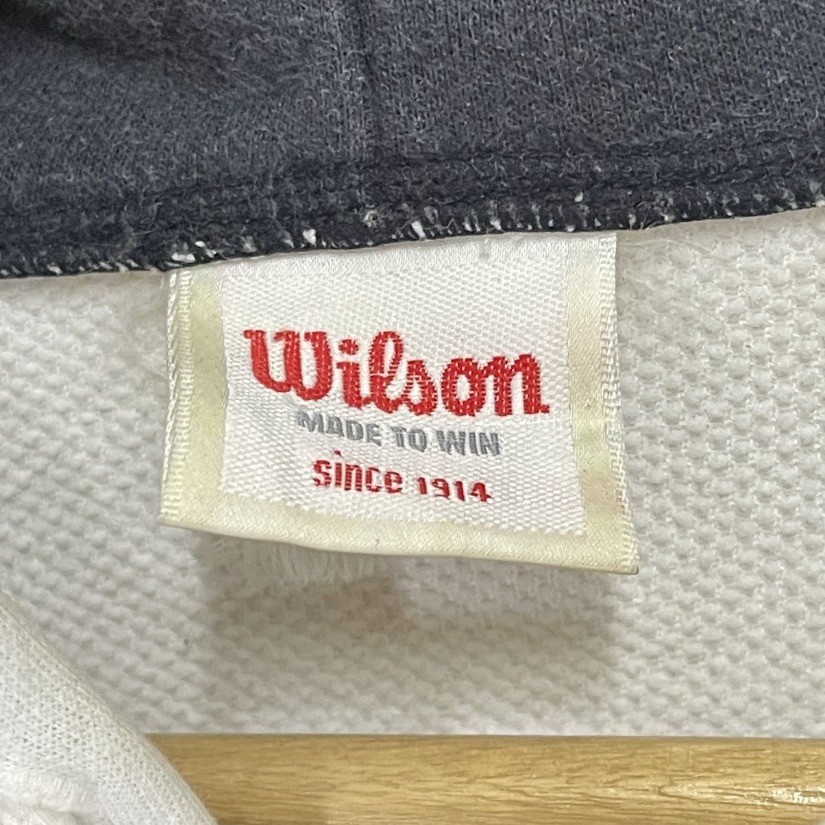 Japanese Brand Vintage 90s Wilson Big Logo Embroidered Crewneck Hoodie Size US L / EU 52-54 / 3 - 8 Thumbnail