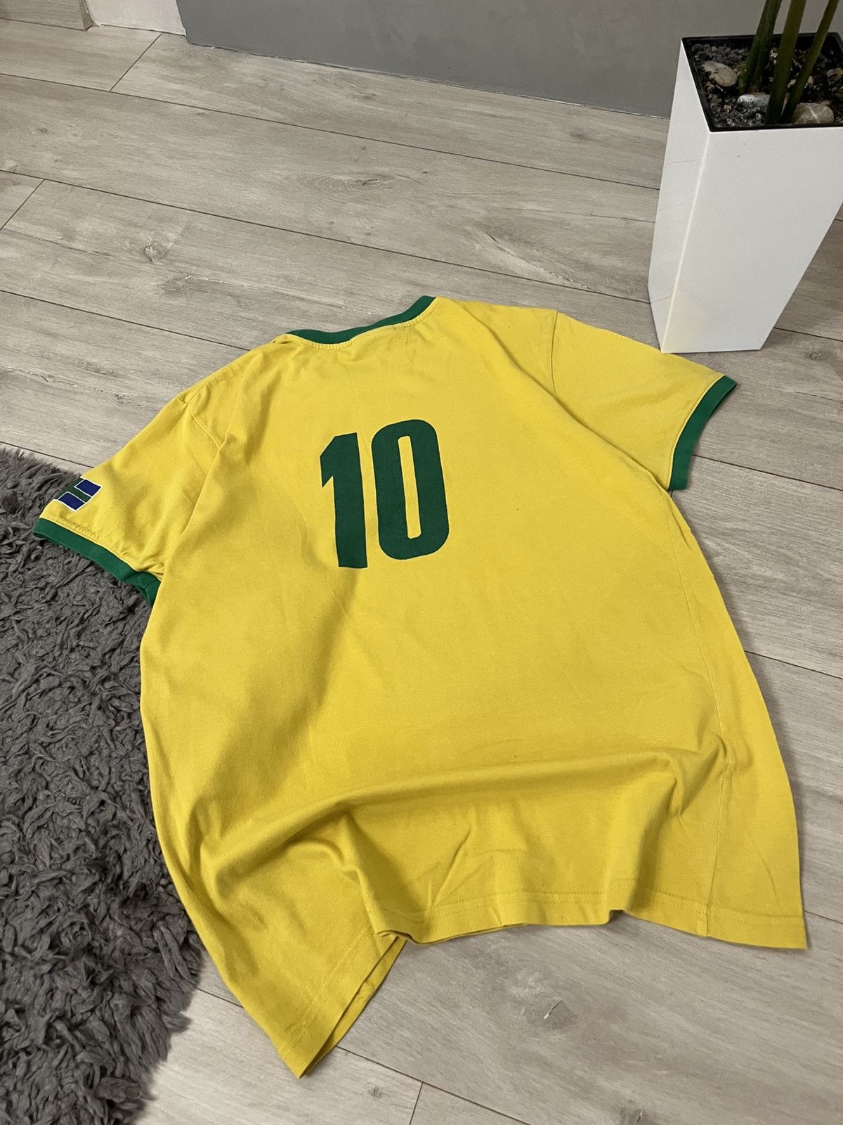 Hysteric Glamour 🔥00’S HYSTERIC GLAMOUR VIBE BRAZIL T SHIRT TEE NIKE TYPE Size US M / EU 48-50 / 2 - 6 Thumbnail