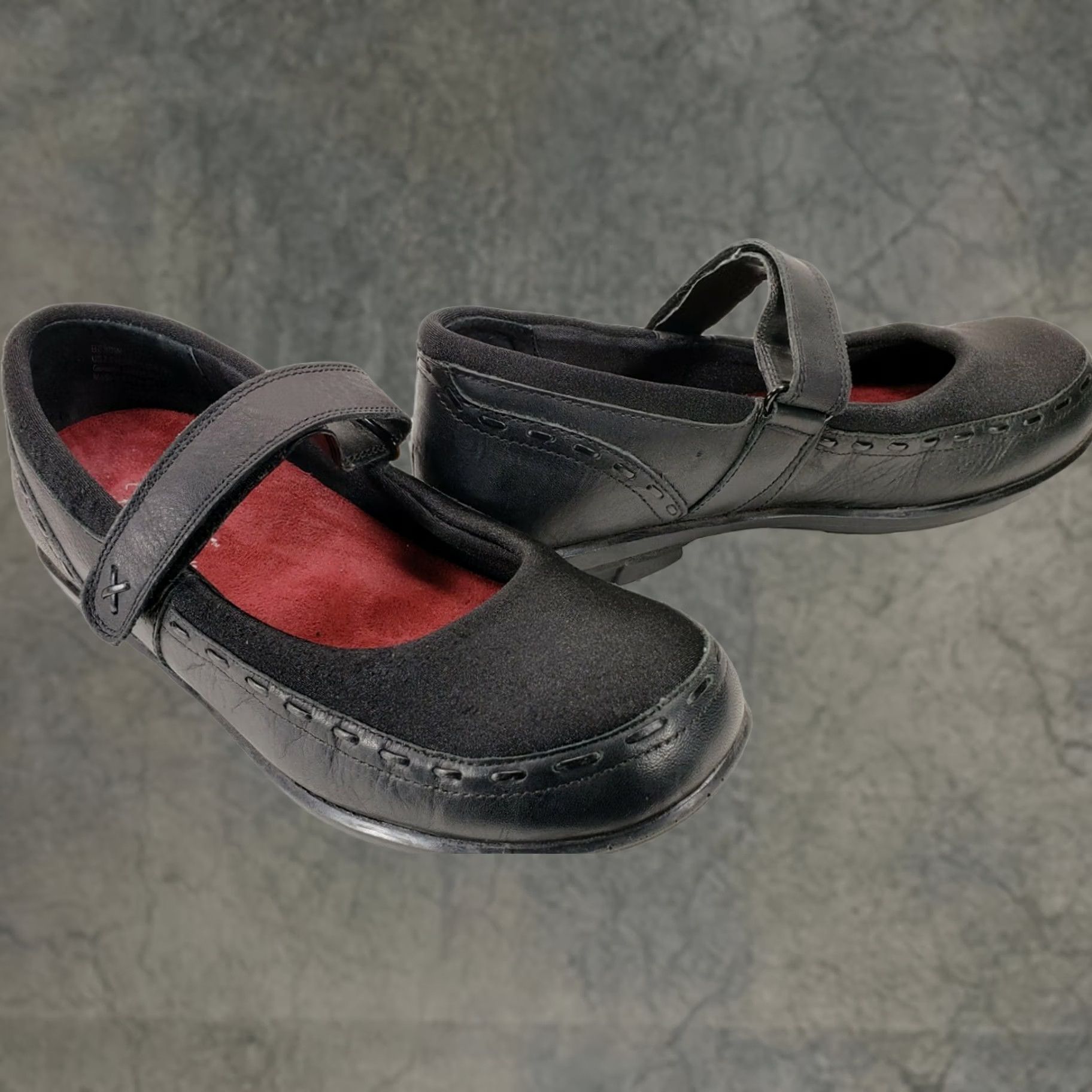 Aetrex Aetrex Berries Women's Mary Jane SZ 7.5M Black Leather & Neoprene Comfort Orthotic Flat Slip Resistant Casual Workwear Mens Womens Girls? Size ONE SIZE - 1 Thumbnail