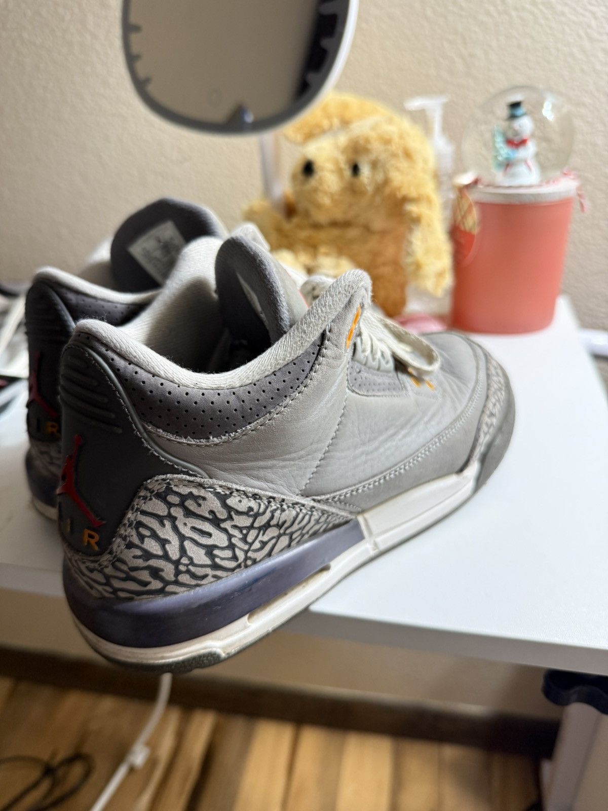 Nike Jordan 3’s cool grey retro size 6.5 US Size US 6.5 / EU 39-40 - 4 Thumbnail