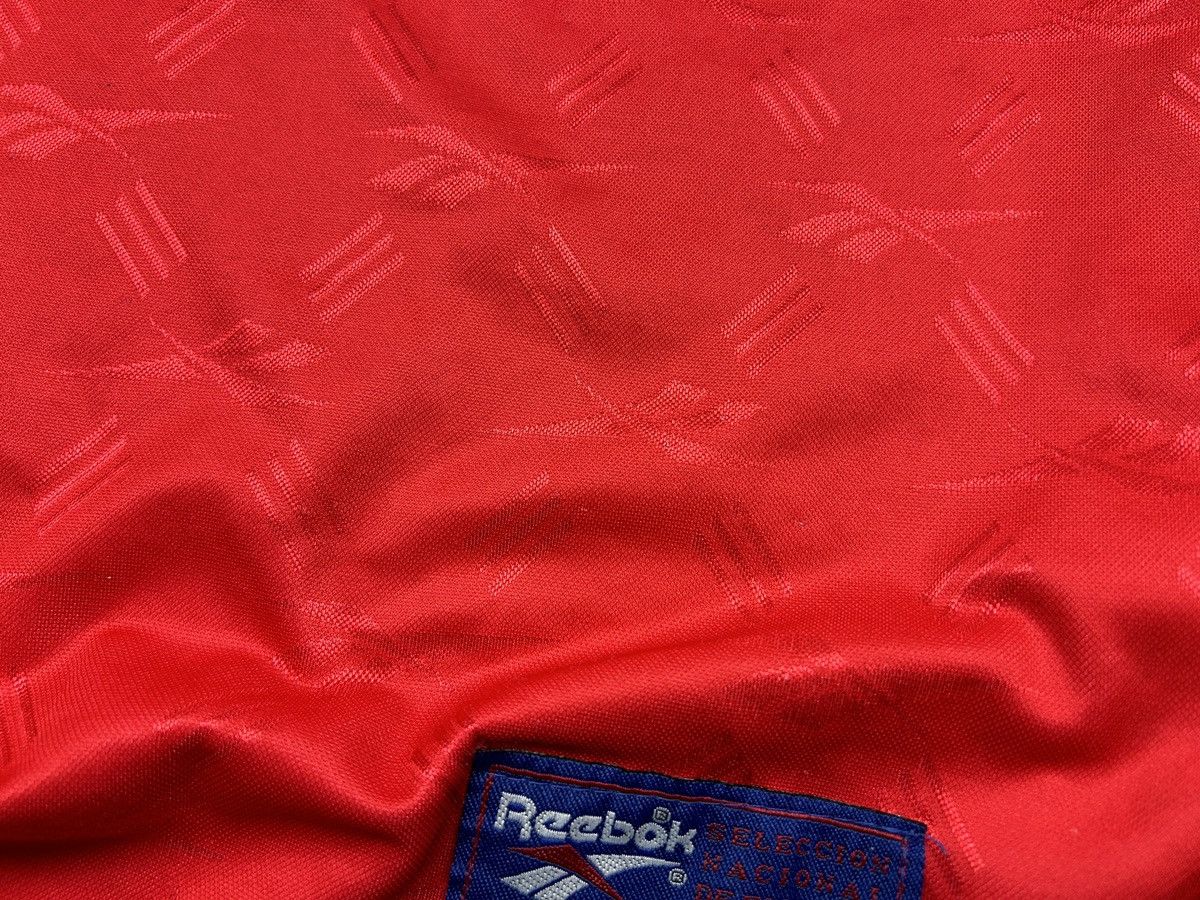 Reebok × Vintage Reebok Chile 1996 Salas Longsleeve Jersey Salas Size US L / EU 52-54 / 3 - 12 Thumbnail