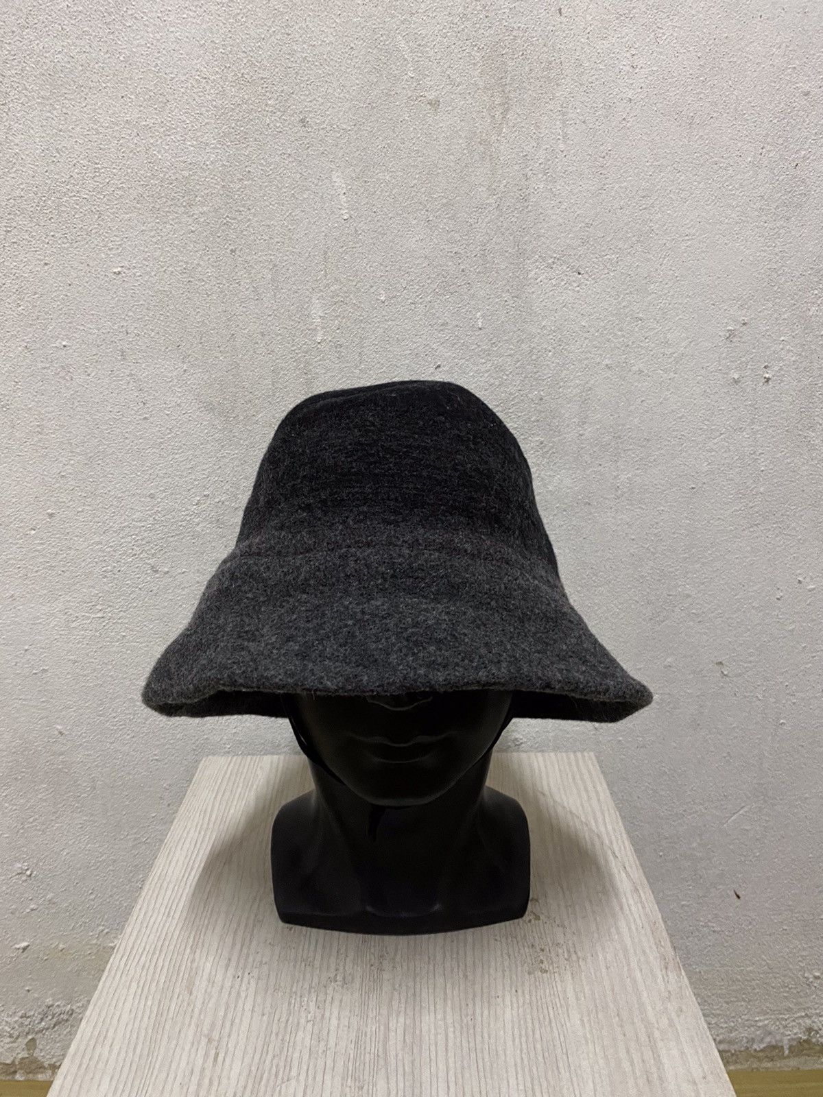 Japanese Brand Japanese Brand Plain Bucket Hat Size ONE SIZE - 2 Thumbnail