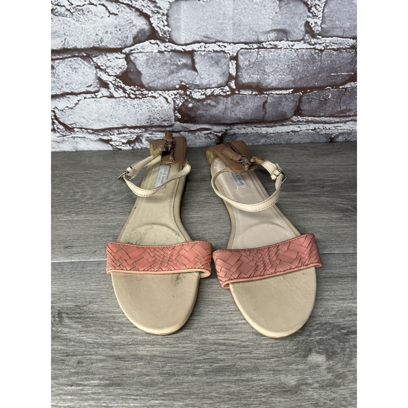 Cole Haan Cole Haan Salmon Pink Leather Back Zip Flat Strap Sandals Wo Size US 6.5 / IT 36.5 - 3 Thumbnail