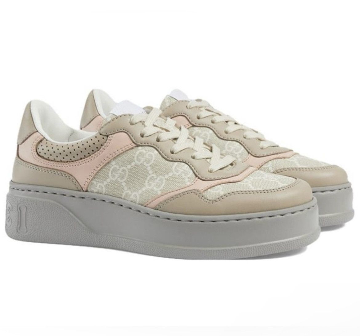 Gucci Gucci GG Logo Sneaker Oatmeal Light Pink Sneaker Size US 10.5 / IT 40.5 - 1 Thumbnail