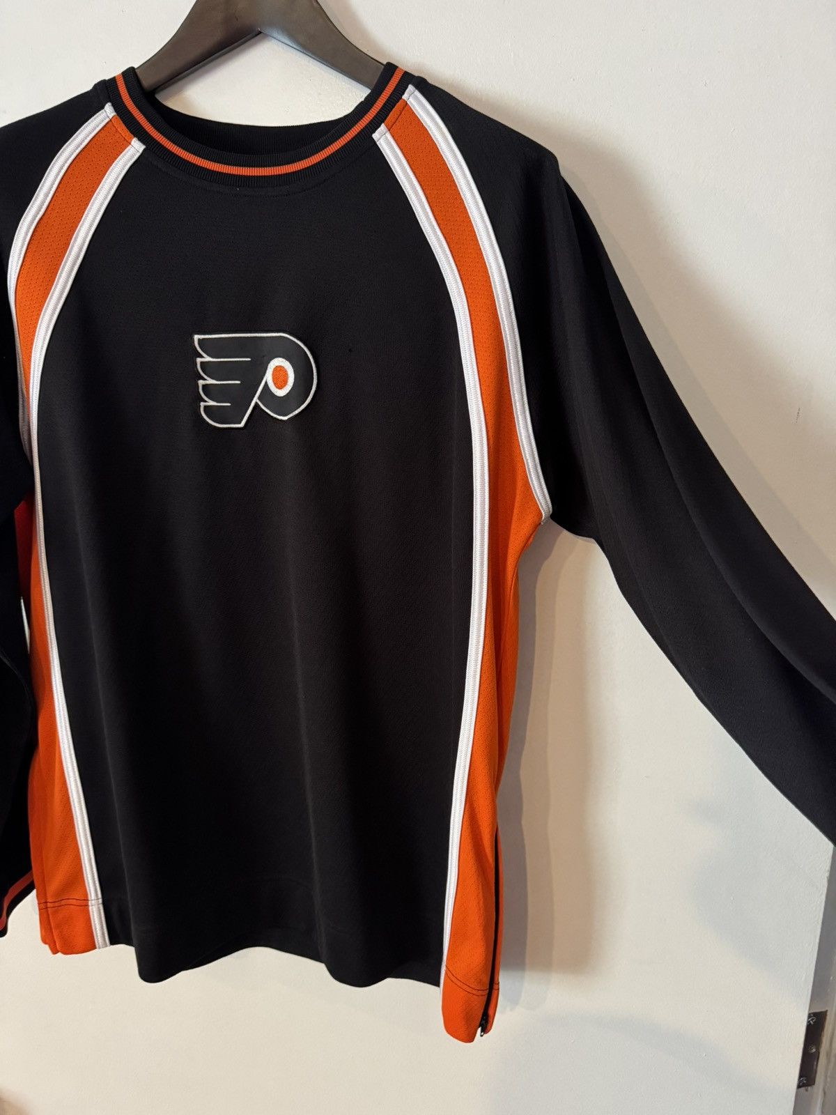 NHL Flyers Long Sleeve Shirt - Sz. L Size US L / EU 52-54 / 3 - 4 Thumbnail