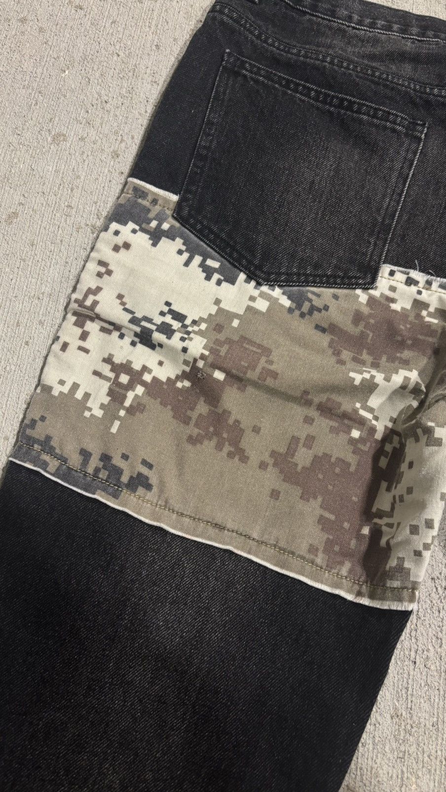 Other Nothing Into Something Digital Camo Denim Size US 34 / EU 50 - 12 Thumbnail