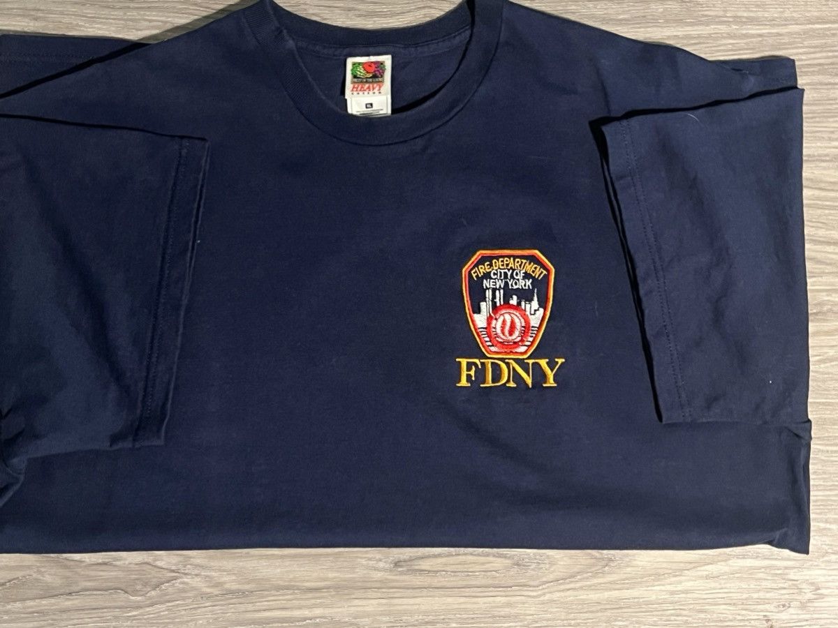 Vintage Vintage NY Firefighter Tee Size US XL / EU 56 / 4 - 2 Thumbnail
