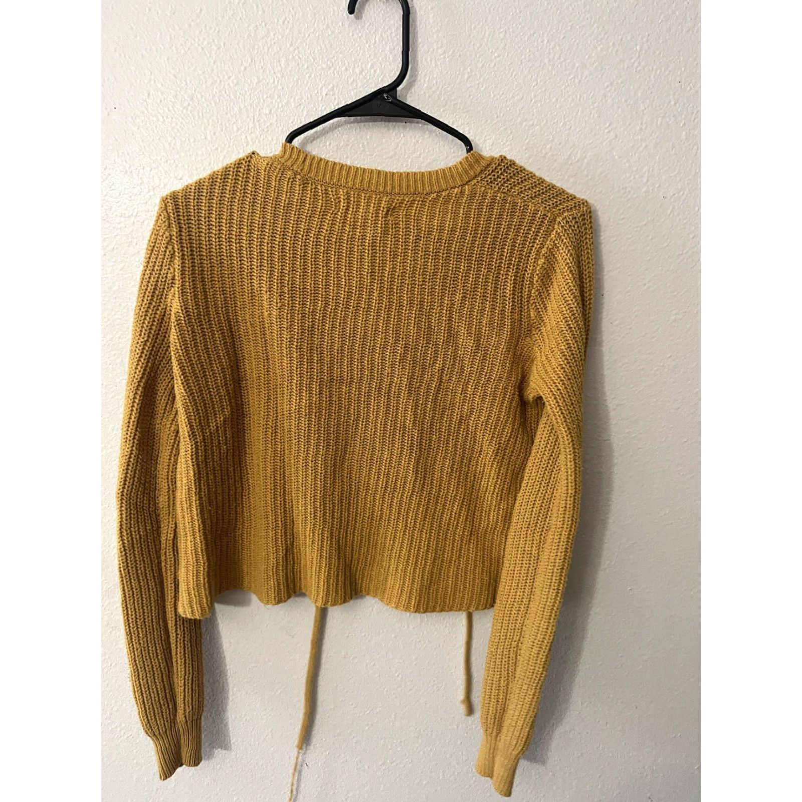 Vintage Aero Aeropostale Yellow Tie Front Blouse Women's XS Cropped Scoop Neck Long Sleeve Cotton Top Size XS / US 0-2 / IT 36-38 - 3 Thumbnail
