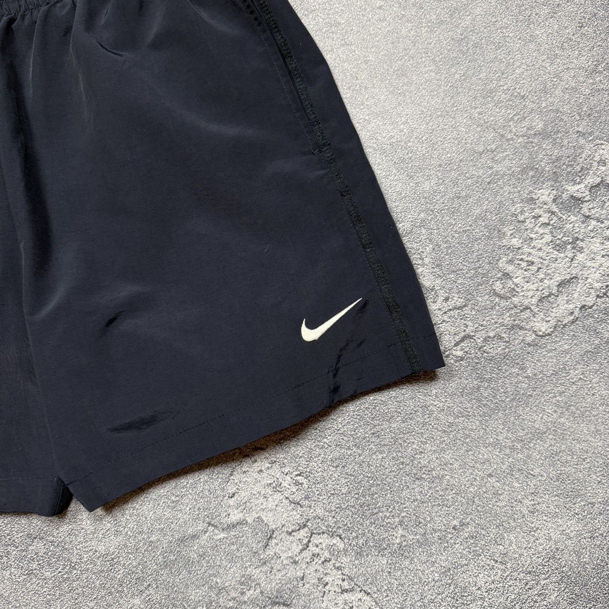 Nike × Vintage Nike Vintage Shorts 90s Size US 34 / EU 50 - 3 Thumbnail