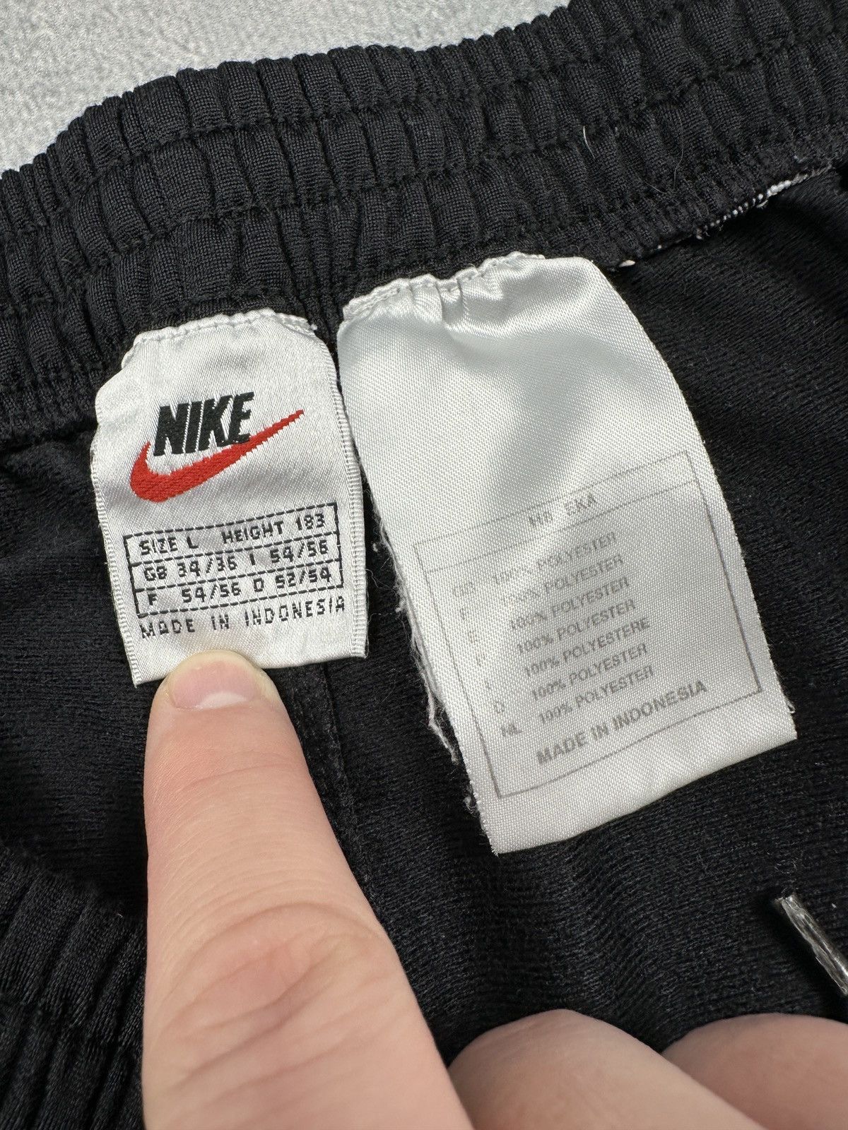 Nike Vintage Nike 00s Y2K Black White Track Suit Hoodie Pants Set Size US 34 / EU 50 - 7 Thumbnail