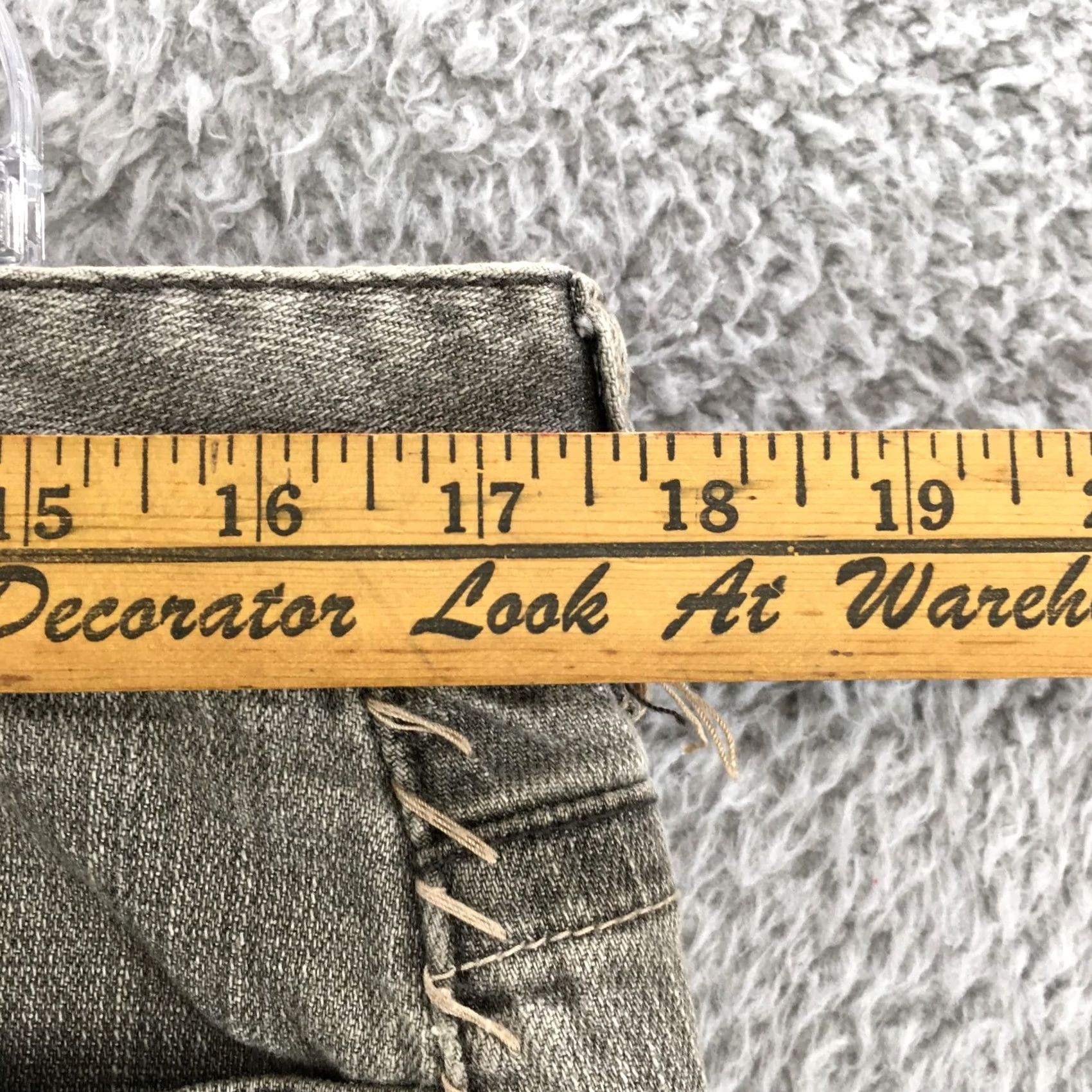 Calvin Klein Calvin Klein Mini Skirts Womens 12 Grey 5 Pockets Button Flat Front Casual Zip Skirt Knee Length Womens Size 34" / US 12 / IT 48 - 4 Thumbnail