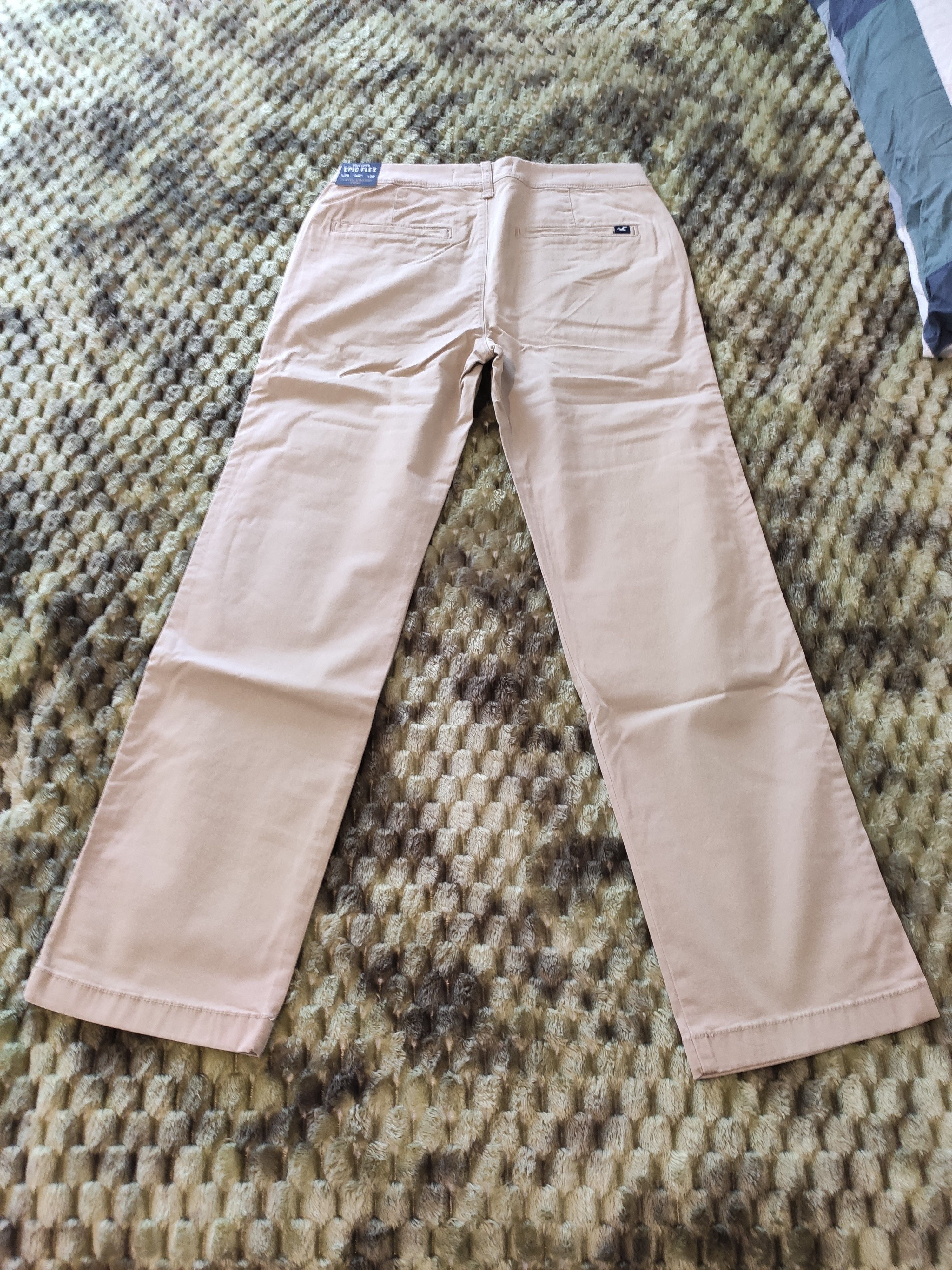 Hollister Hollister autentico. Pant uomo classici caci chiaro 28W 30L Size US 28 / EU 44 - 2 Thumbnail