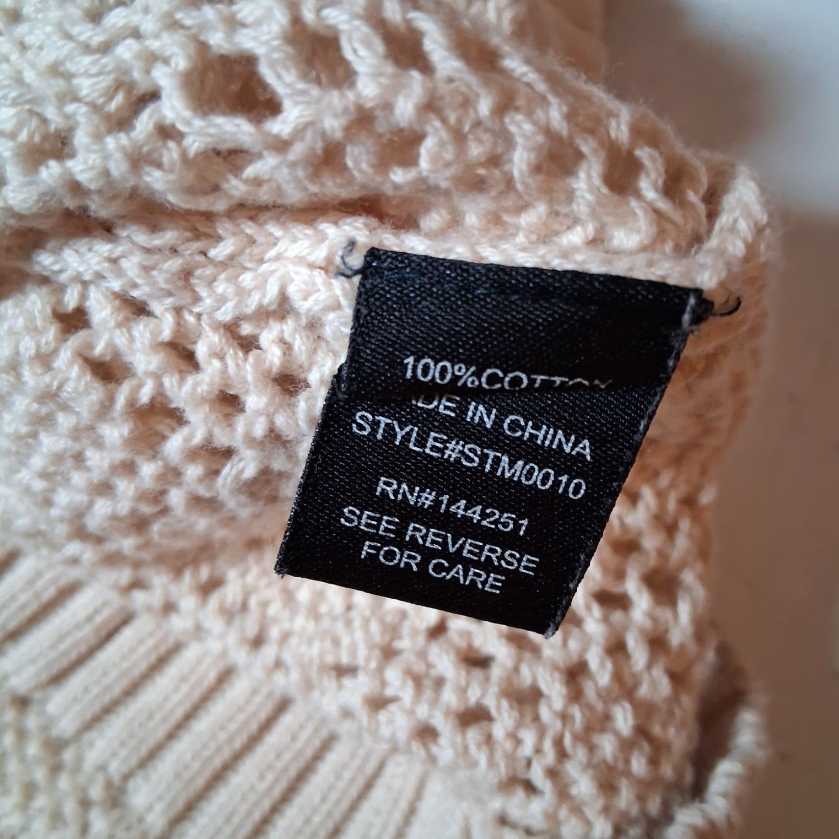 Vintage Art of Rhetoric Sweater Vest Women M Open-Knit Diamond Ivory Cotton Regular Vest Knit Round Neck Sleeveless Casual - 90s Academia Theme? Size M / US 6-8 / IT 42-44 - 5 Thumbnail