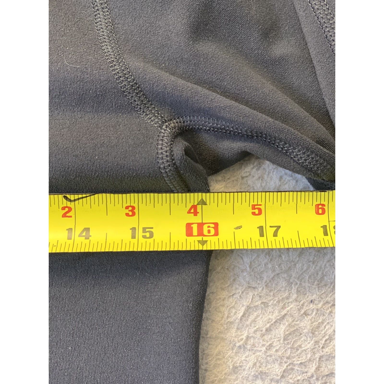 Nike Nike Dri-Fit Shirt Long Sleeve Women's Black Pullover / 101-37 XS Faded Black Long Sleeve Shirt Training Regular Brand Nike Women’s / 10137 Size XS / US 0-2 / IT 36-38 - 5 Thumbnail