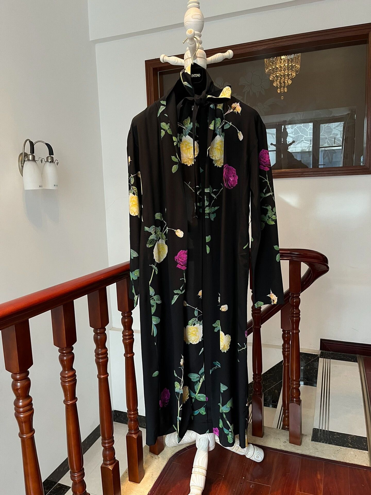Dries Van Noten floral print silk cardigan by dries van noten Size US M / EU 48-50 / 2 - 1 Thumbnail
