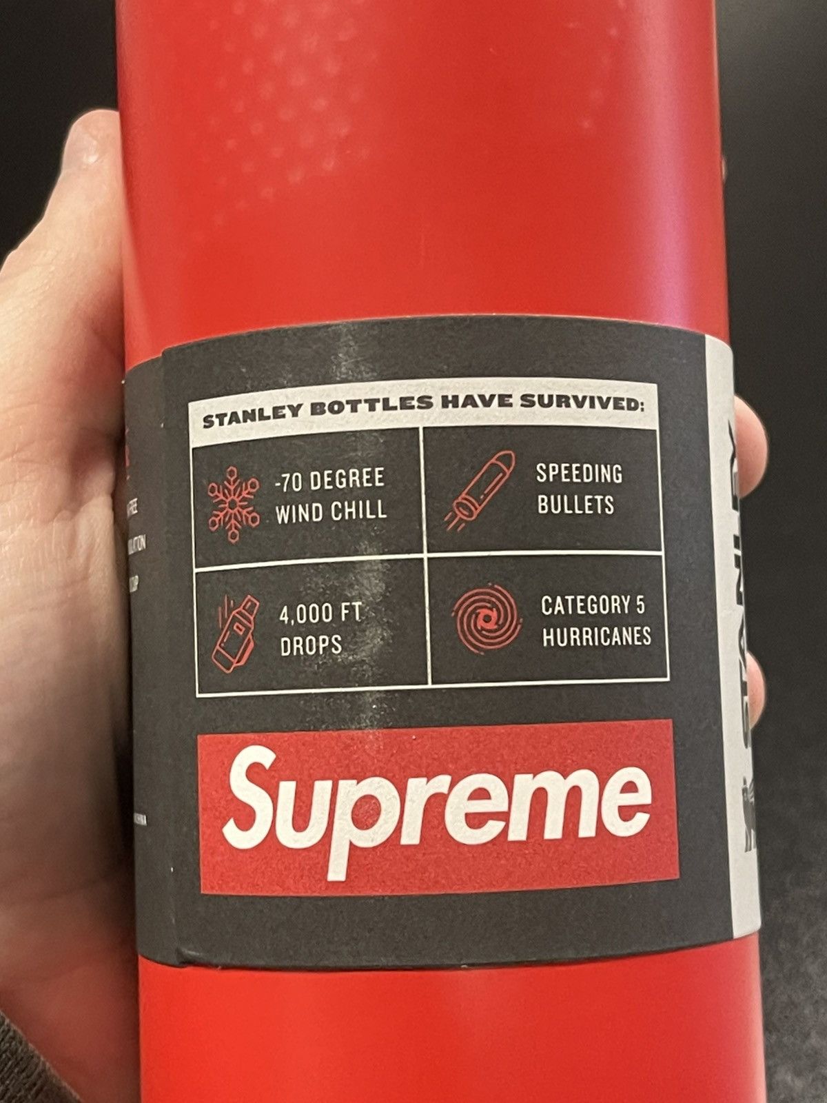 Supreme FW19 SUPREME STANLEY 20 OZ BOTTLE (RED) CLASSIC WATER BOTTLE Size ONE SIZE - 2 Thumbnail