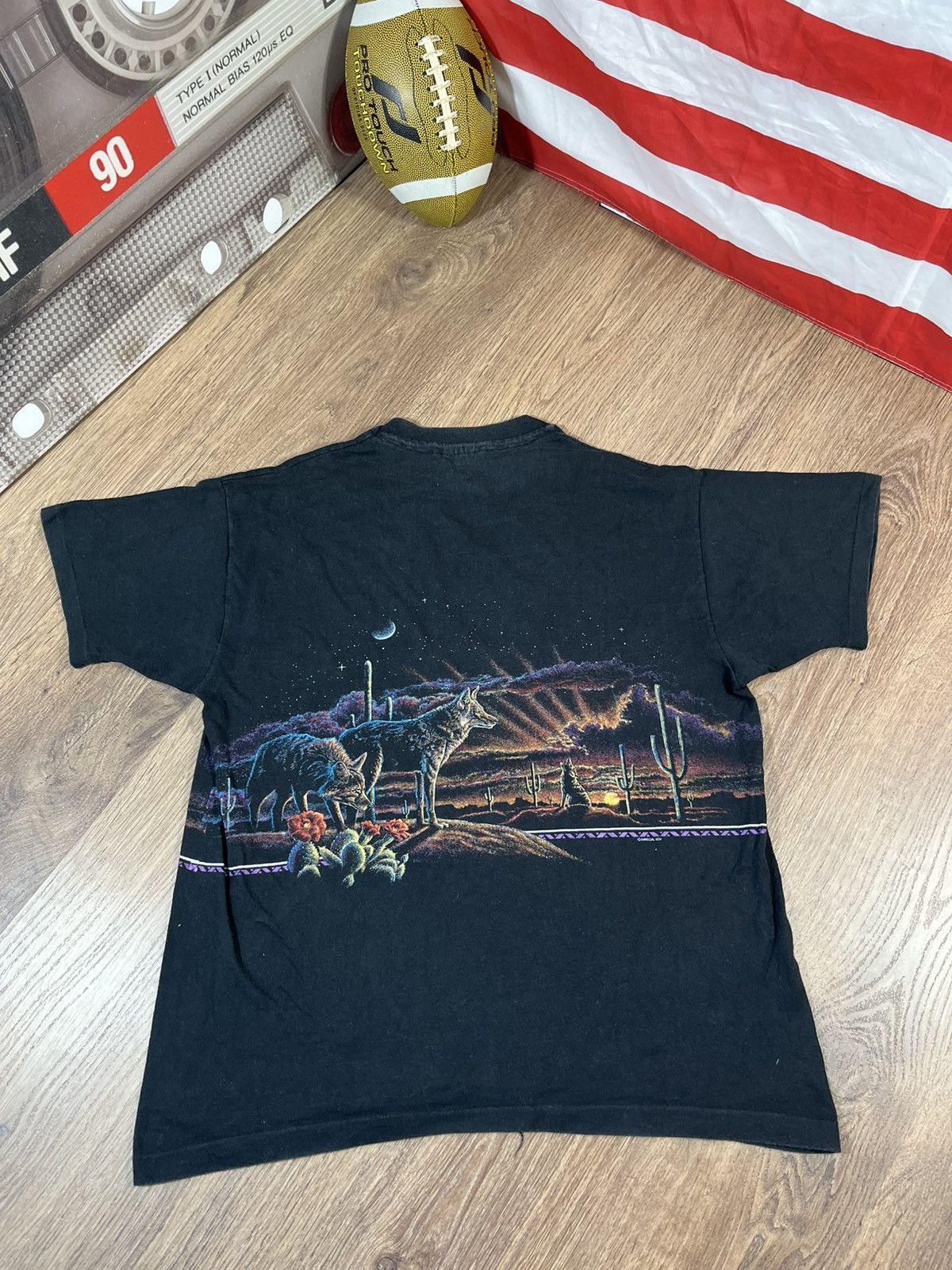 Vintage Vintage 90s Nevada T Shirt Wolf Size US XL / EU 56 / 4 - 8 Thumbnail