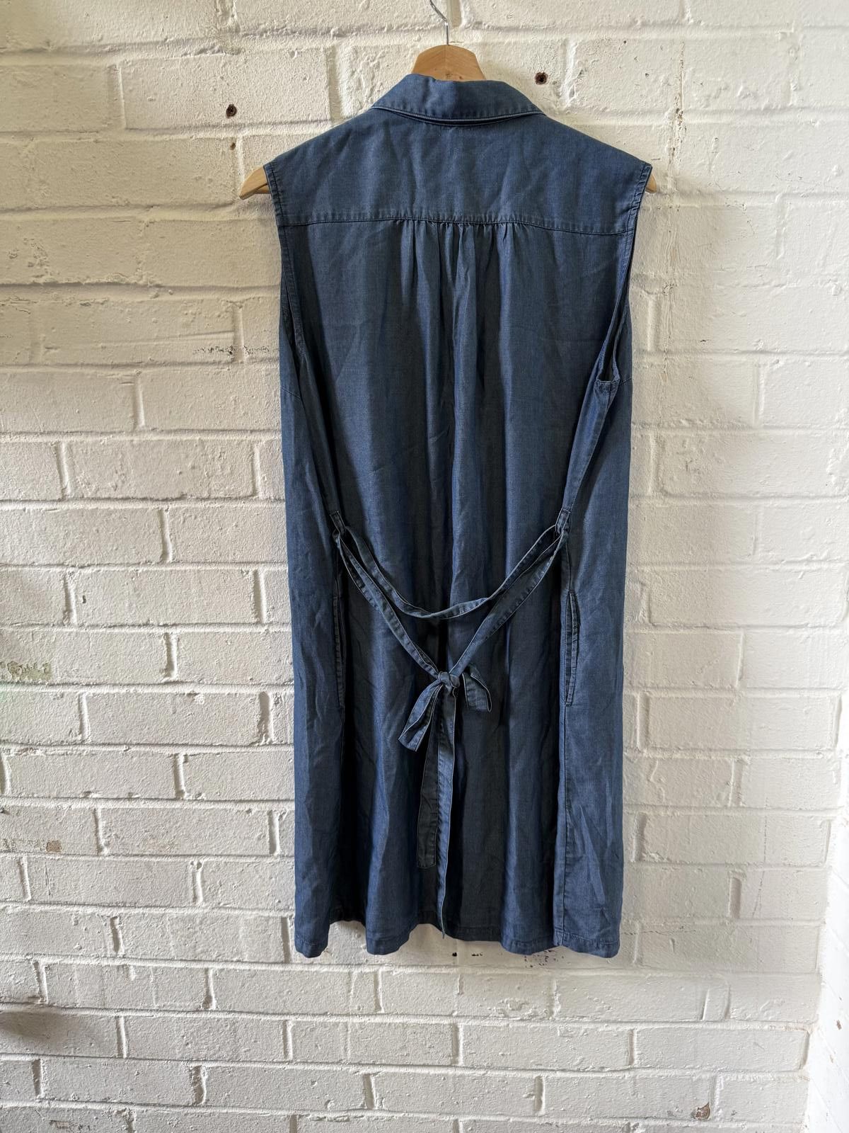 Uniqlo P-610 Uniqlo Women's Denim Shirt Dress - Size M Size M / US 6-8 / IT 42-44 - 3 Thumbnail
