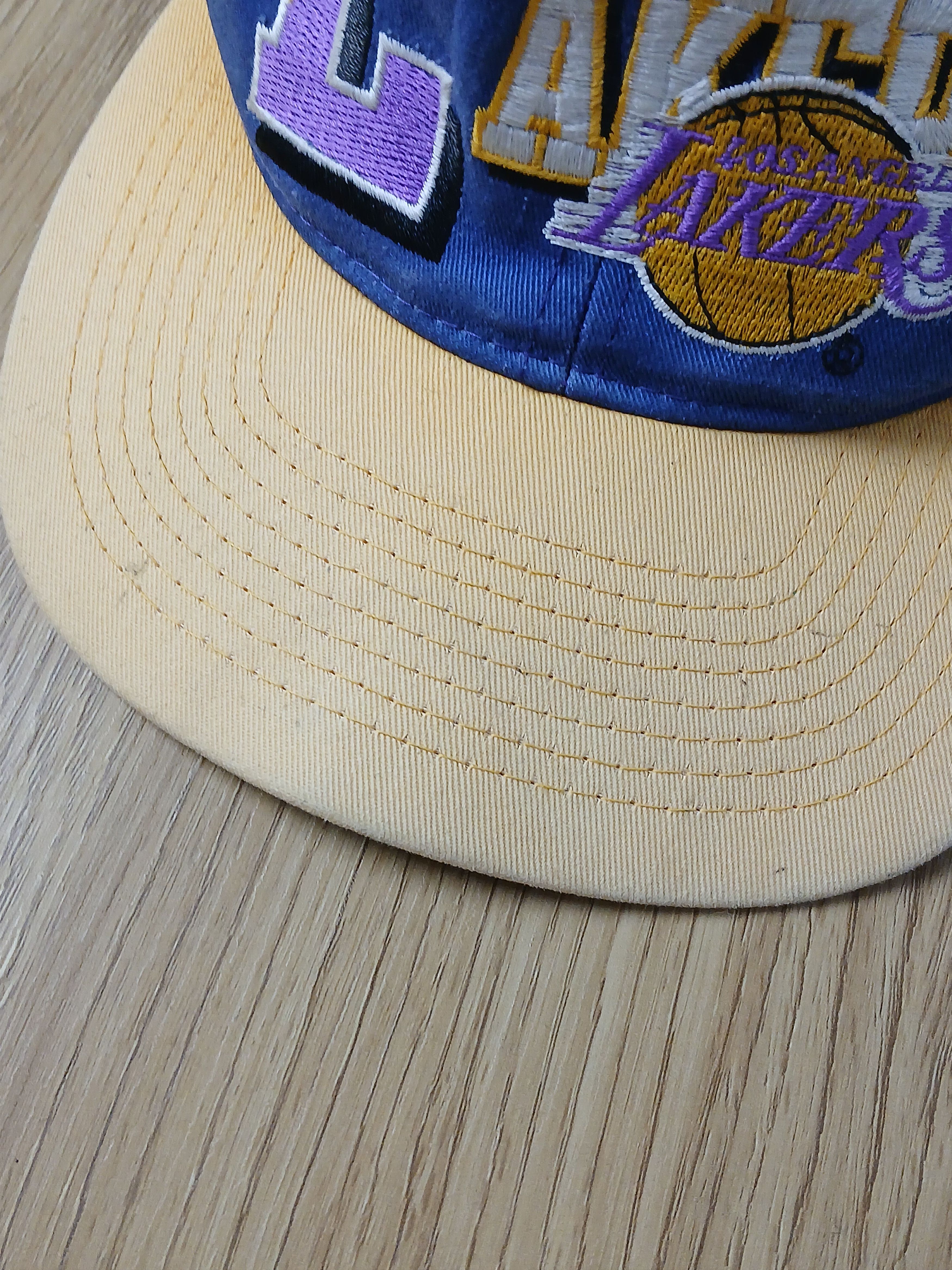 NBA Vintage NBA Los Angeles Lakers Basketball Cap Size ONE SIZE - 10 Thumbnail