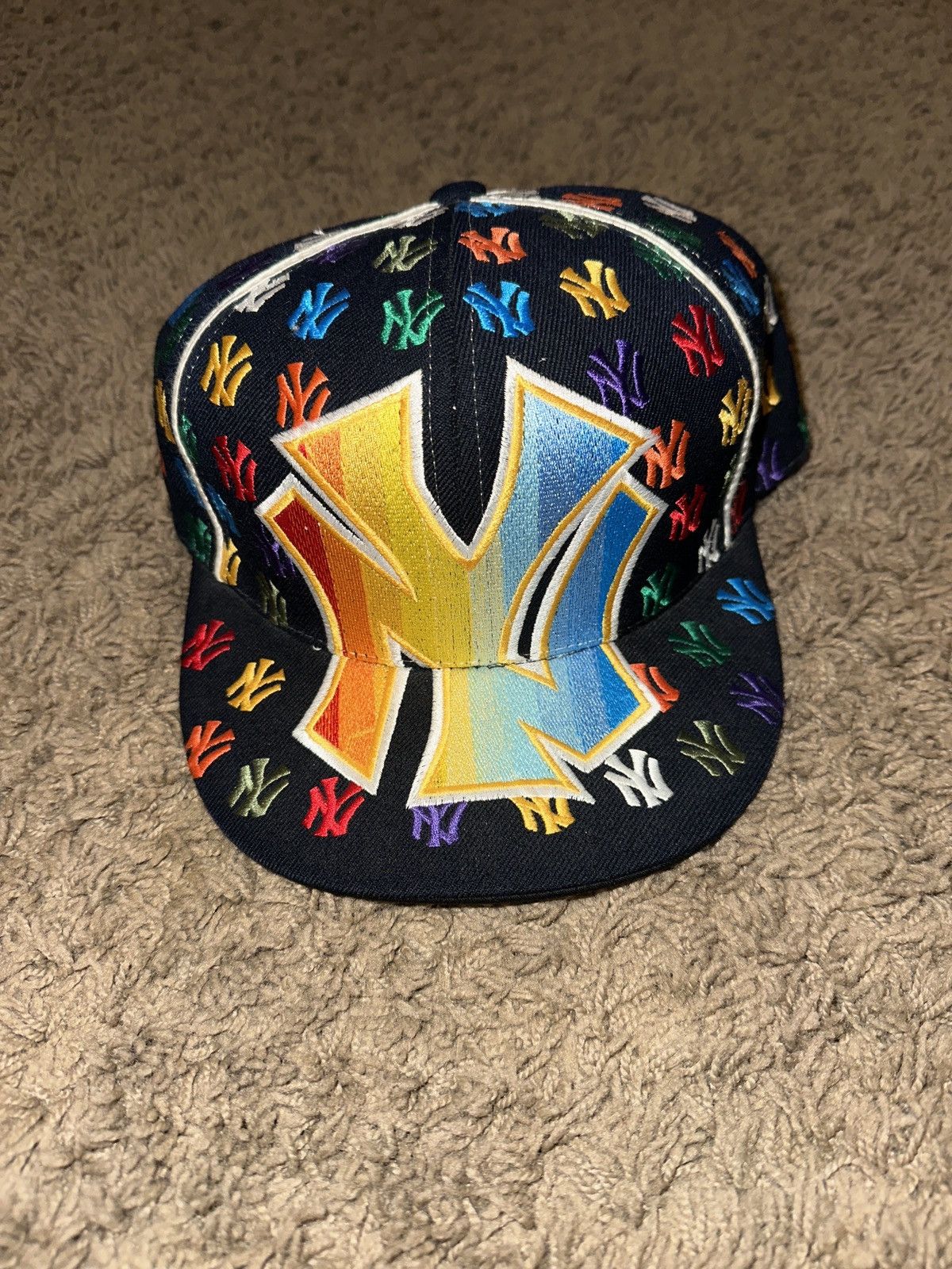 American Needle - Yankees - American Needle limited Rainbow Hat Size ONE SIZE - 1 Thumbnail