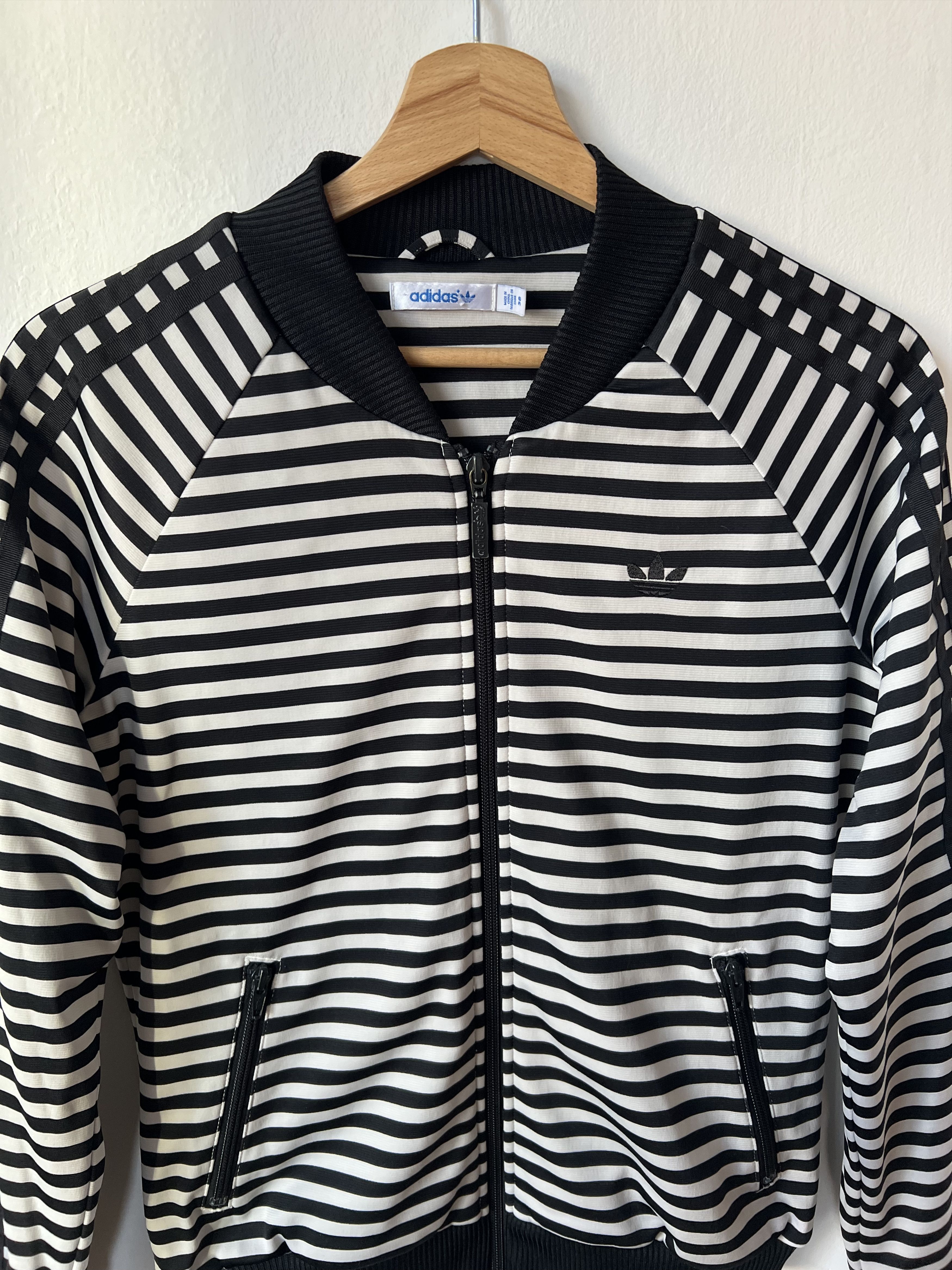 Adidas Adidas Stripe Track Jacket Black White Vertical Trefoil 2014 Size S / US 4 / IT 40 - 5 Thumbnail