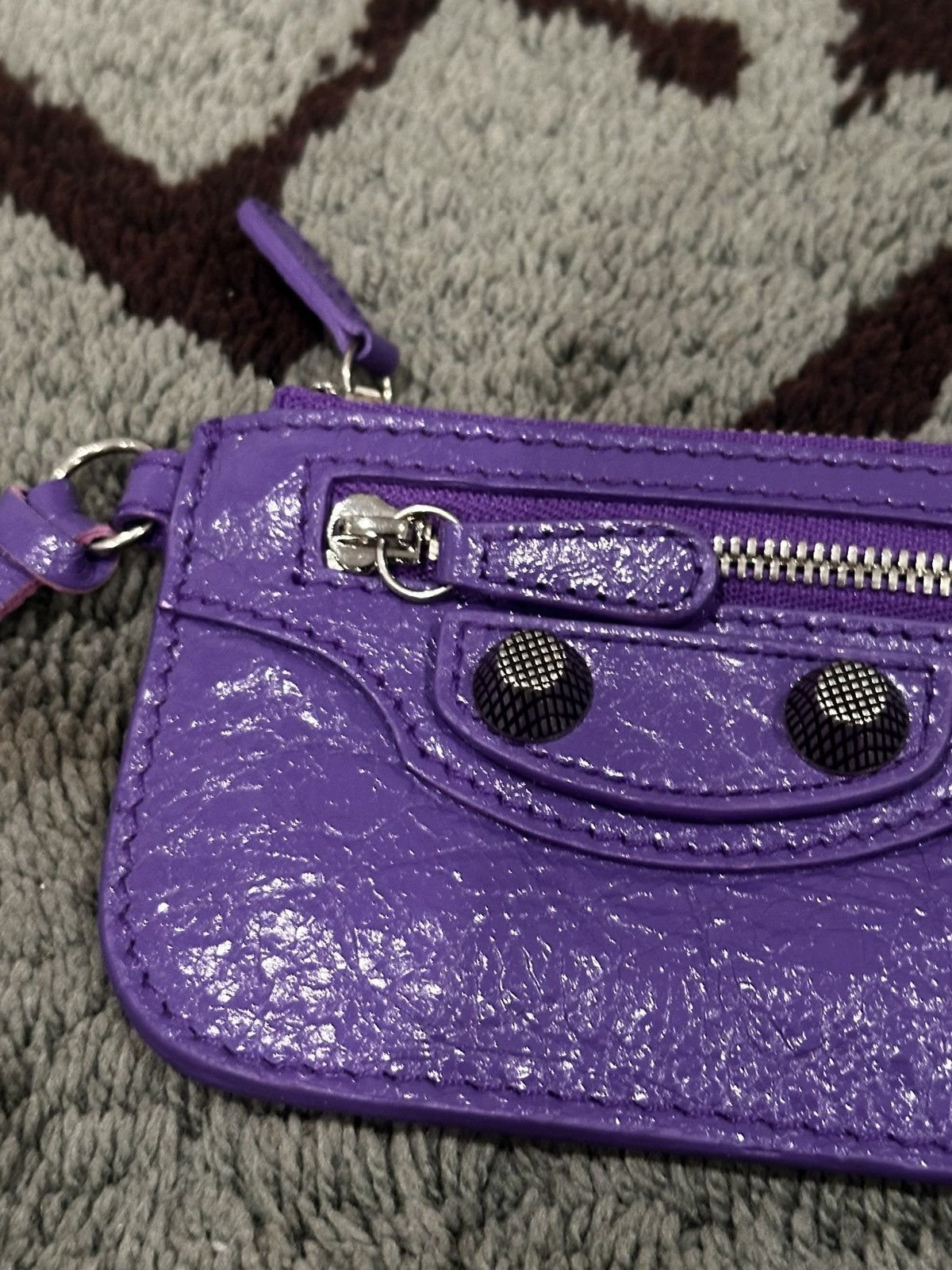 Balenciaga Purple Le Cagole Coin Holder in Arena Lambskin Size ONE SIZE - 4 Thumbnail