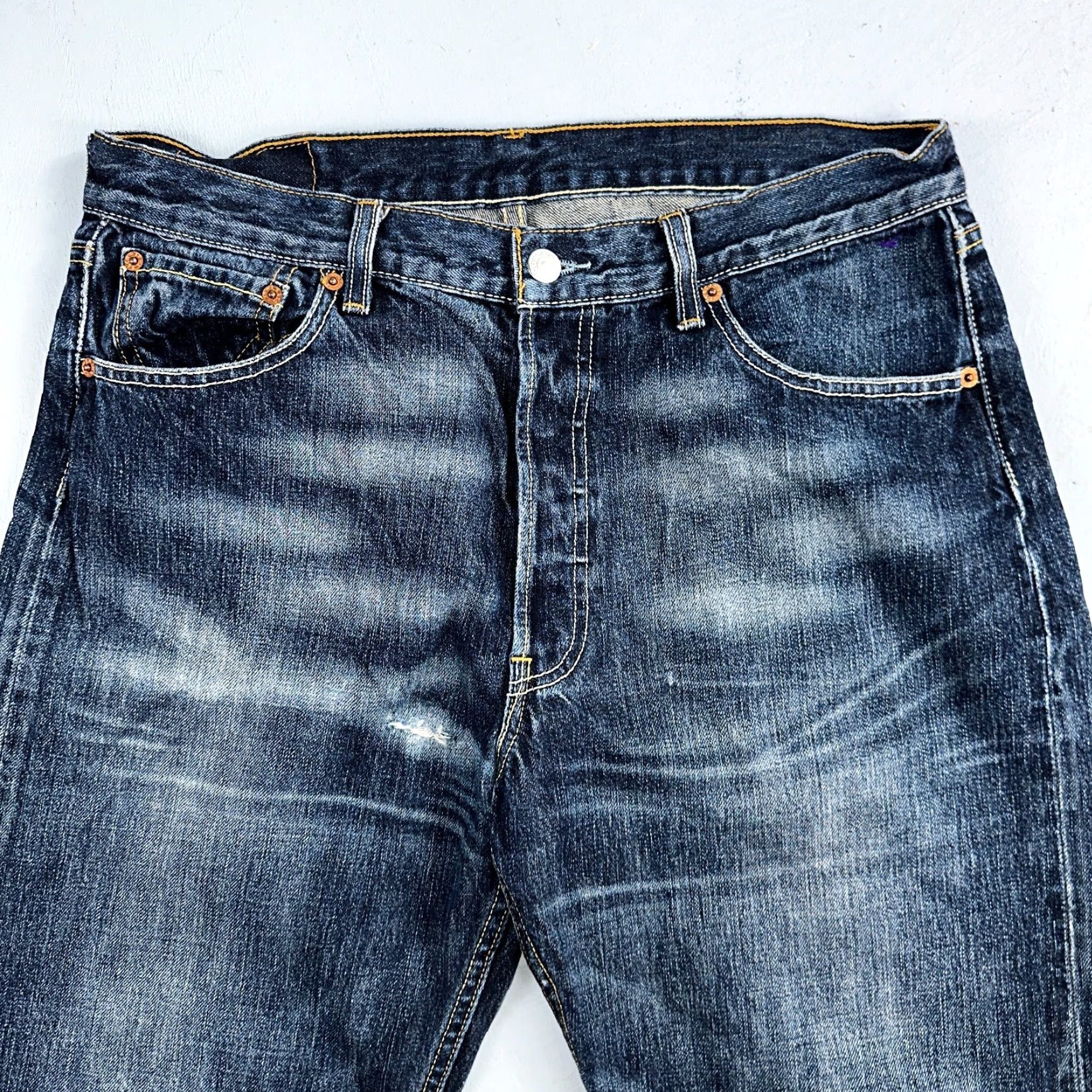 Levi's VINTAGE Levi's 501 Jeans Straight Men Blue 34x34 Inseam 34 Size 34 90s Style - Note: Must avoid extra words; also ensure within 200 chars. Size US 34 / EU 50 - 2 Thumbnail