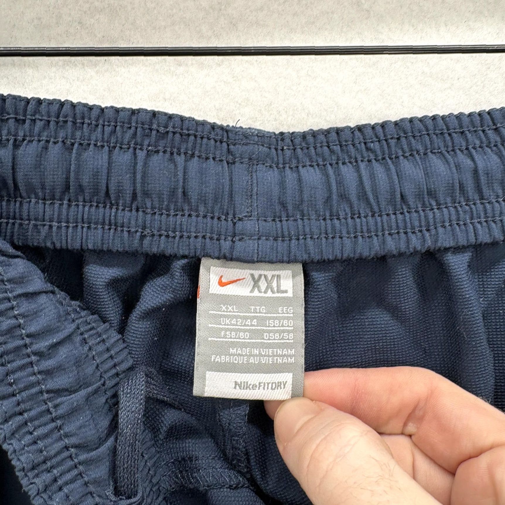 Nike VINTAGE Nike Woven Track Pants Mens 2XL Blue NikeFIT Relaxed Athletic Training Pants Size US 39 - 4 Thumbnail