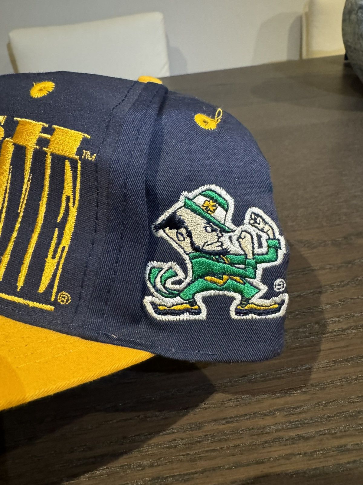 Vintage Notre Dame Vintage Size ONE SIZE - 2 Thumbnail