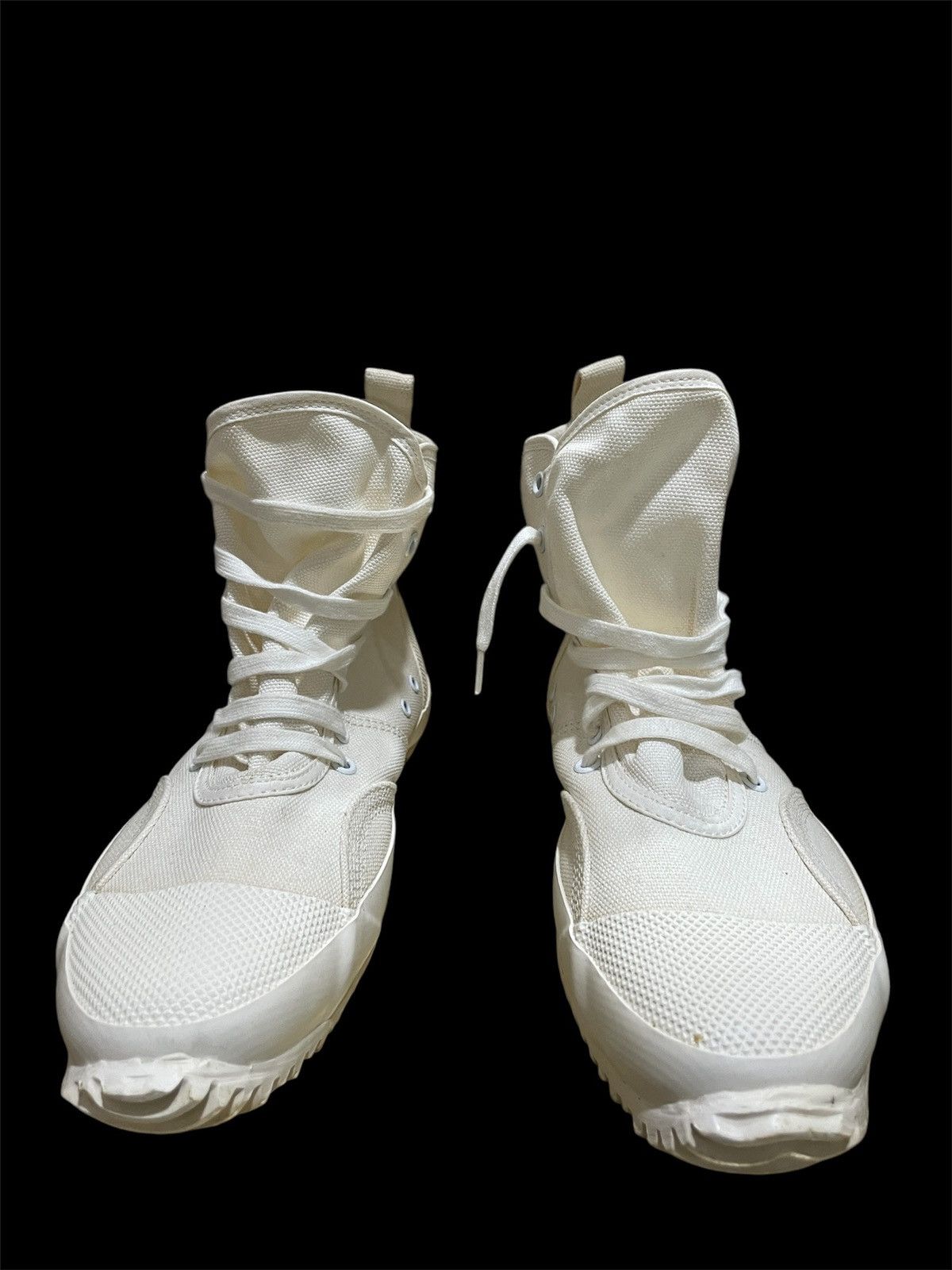 Yohji Yamamoto Y'S YOHJI YAMAMOTO White Canvas Lace-Up Ankle Boots Size US 5 / EU 37 - 2 Thumbnail