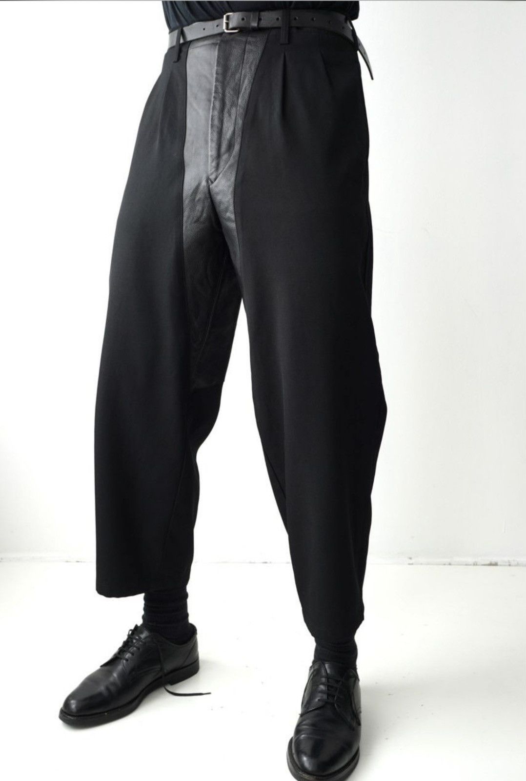 Yohji Yamamoto Yohji Yamamoto Pour Homme AW96 Leather Paneled Trousers Size US 32 / EU 48 - 5 Thumbnail