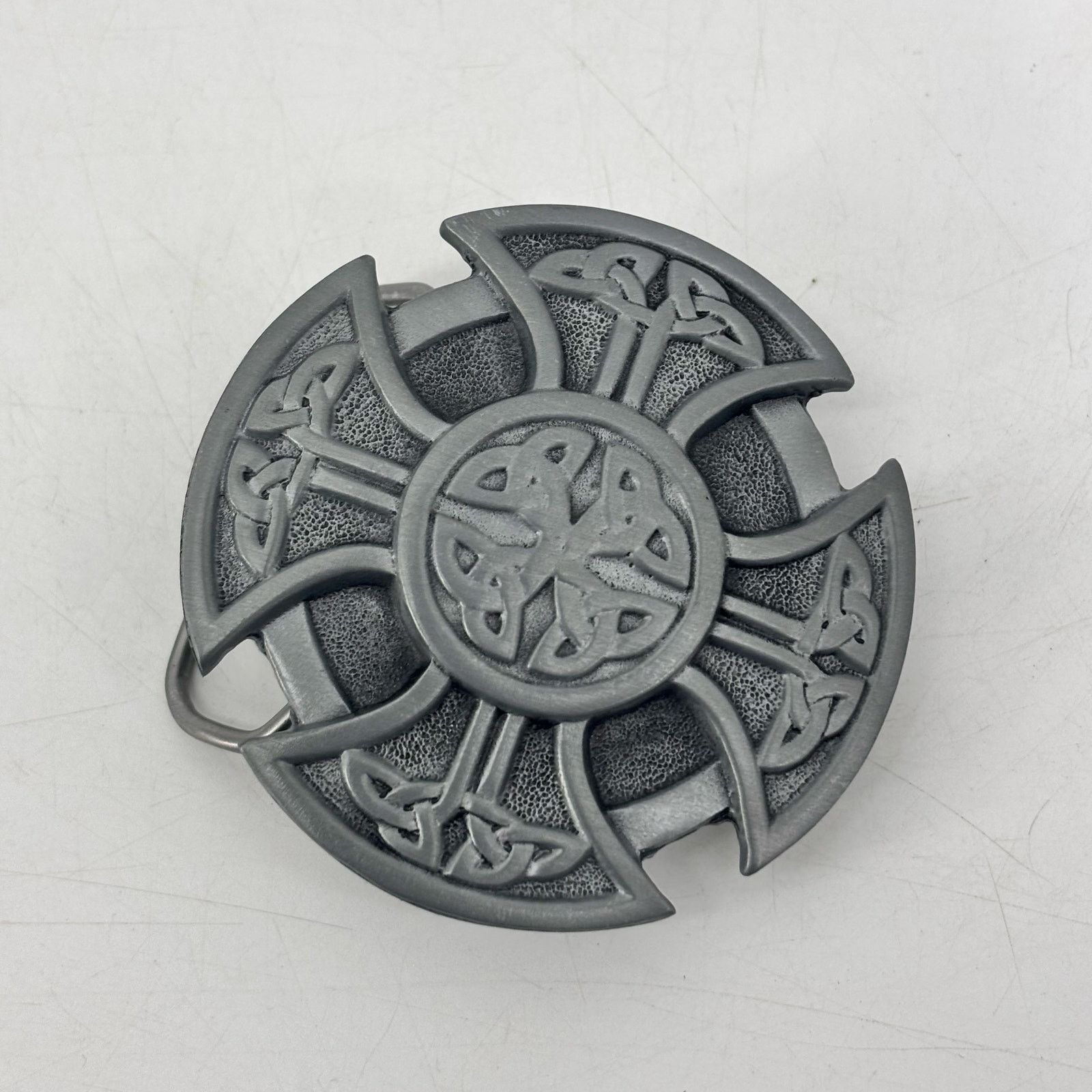 Vintage Celtic Knot Belt Buckle Pewter Gray Circle Cross Eternal Size ONE SIZE - 9 Thumbnail