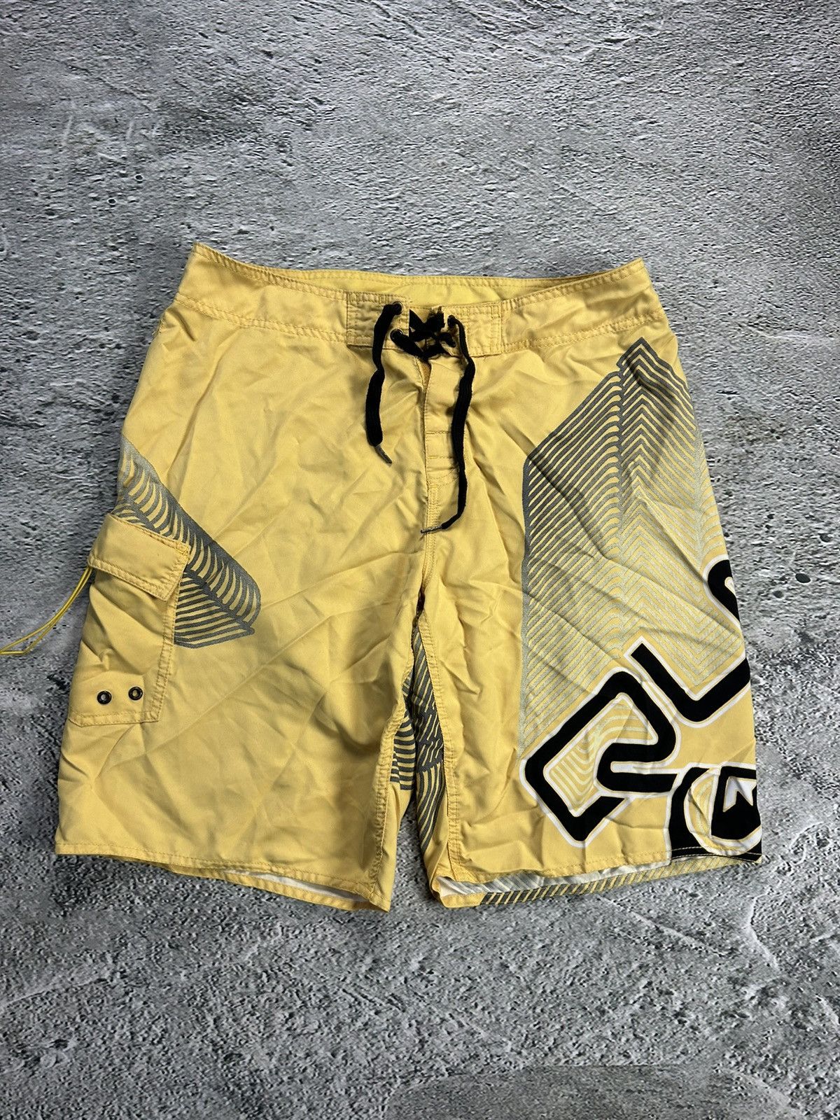 Quiksilver Quiksilver shorts yellow Y2K vintage fullprint graffiti surf Size US 34 / EU 50 - 1 Thumbnail