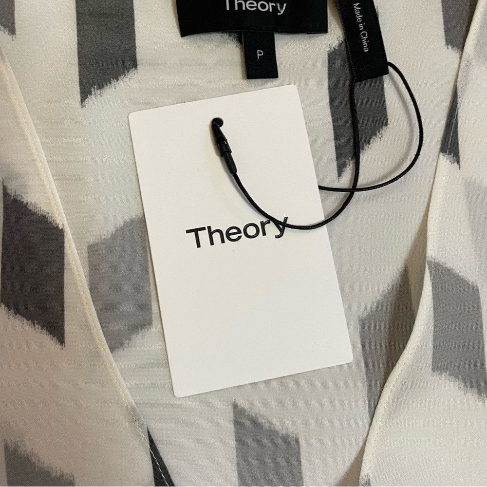 Theory NWT New $295 Theory Silk A-Line Short Sleeve Grey Brush Pri Size XS / US 0-2 / IT 36-38 - 9 Thumbnail
