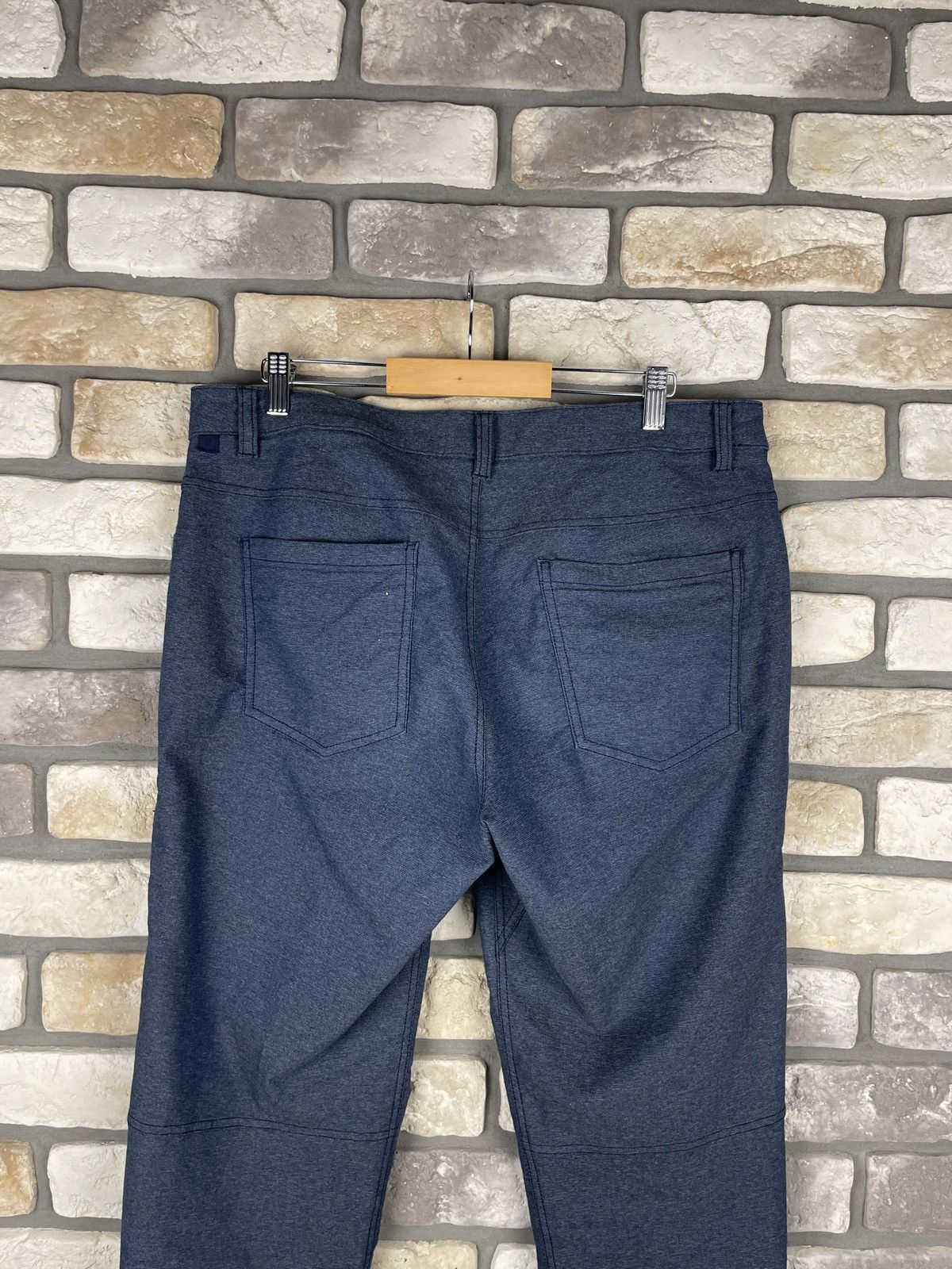 Lululemon Lululemon pants short Size US 34 / EU 50 - 8 Thumbnail