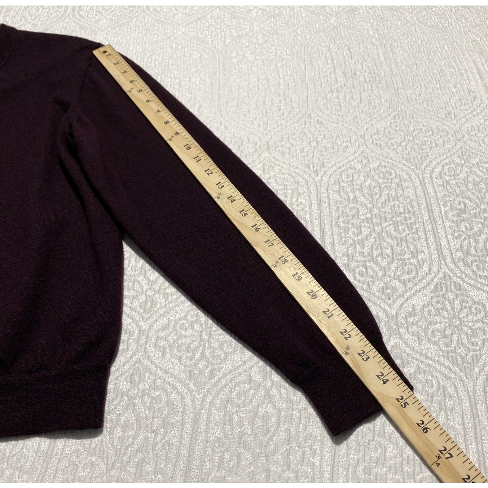 Bloomingdale's The Men's Store Bloomingdale's Sweater Mens XL Burgundy Merino Wool Crewneck Size US XL / EU 56 / 4 - 8 Thumbnail