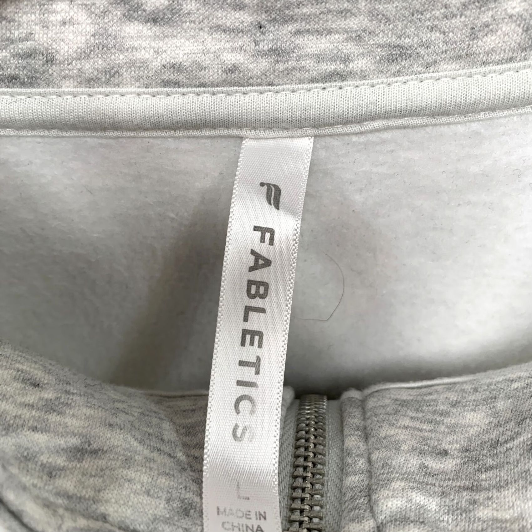 Fabletics Fabletics Pullover Sweatshirt Gray Womens Large Crop Long Sleeve 1/2 Zip Size L / US 10 / IT 46 - 7 Thumbnail