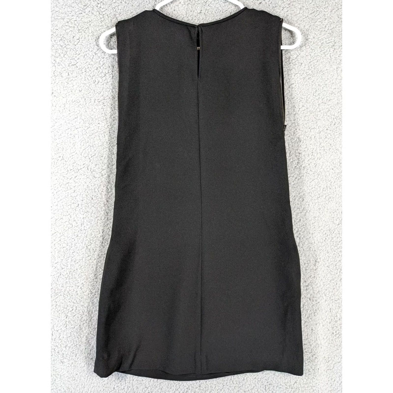 BCBGeneration BCBGGeneration Women's Short Dress Sleeveless Crew Neck Zip Black S Dress Length: Short Size 28" / US 6 / IT 42 - 2 Thumbnail