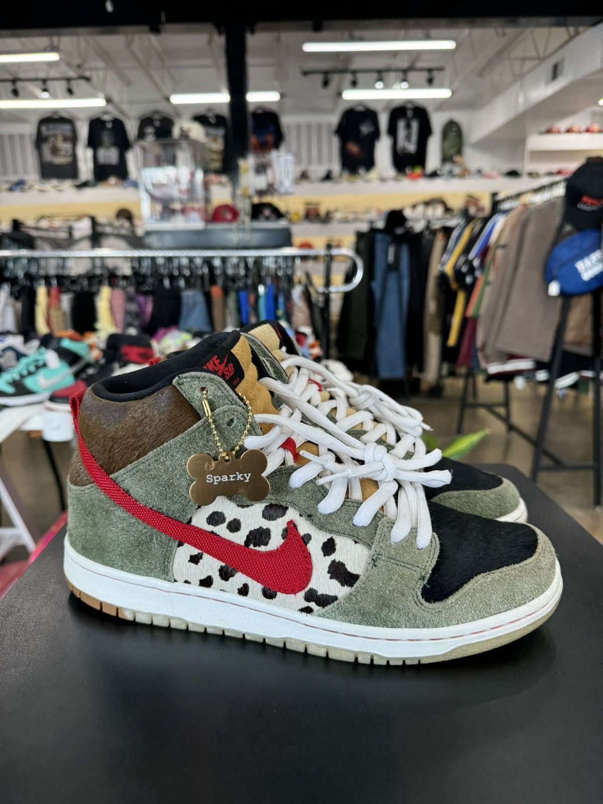 Nike Nike SB Dunk High Dog Walker Sz. 10 Size US 10 / EU 43 - 6 Thumbnail
