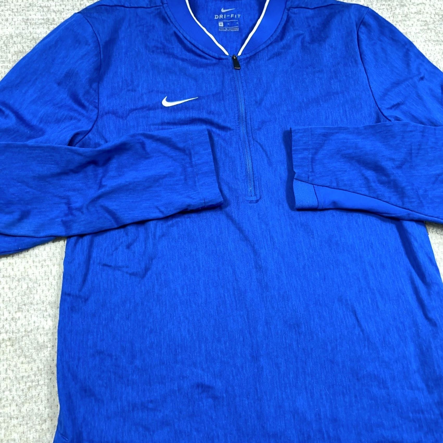 Nike Nike Dri Fit Sweater Pullover Men M Royal Blue Zip Mock Neck Logo 1/4 Zip All Seasons Lightweight Breathable Sweatshirt Shirt Long Sleeve Sports Size US M / EU 48-50 / 2 - 4 Thumbnail