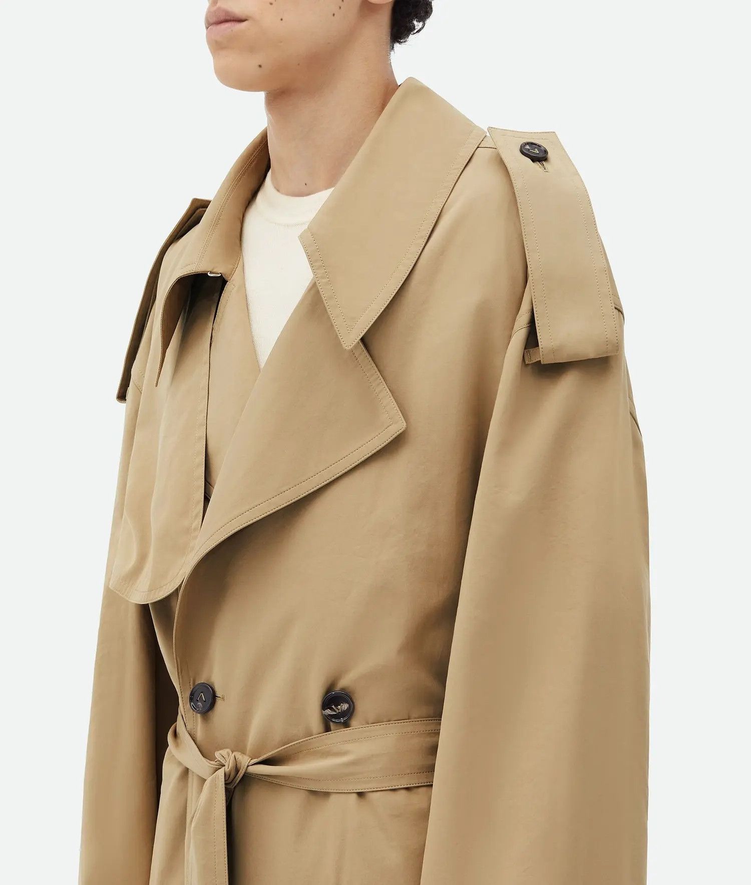 Bottega Veneta o1w1db10625 Cotton Trench Coat in Sand Size US M / EU 48-50 / 2 - 5 Thumbnail
