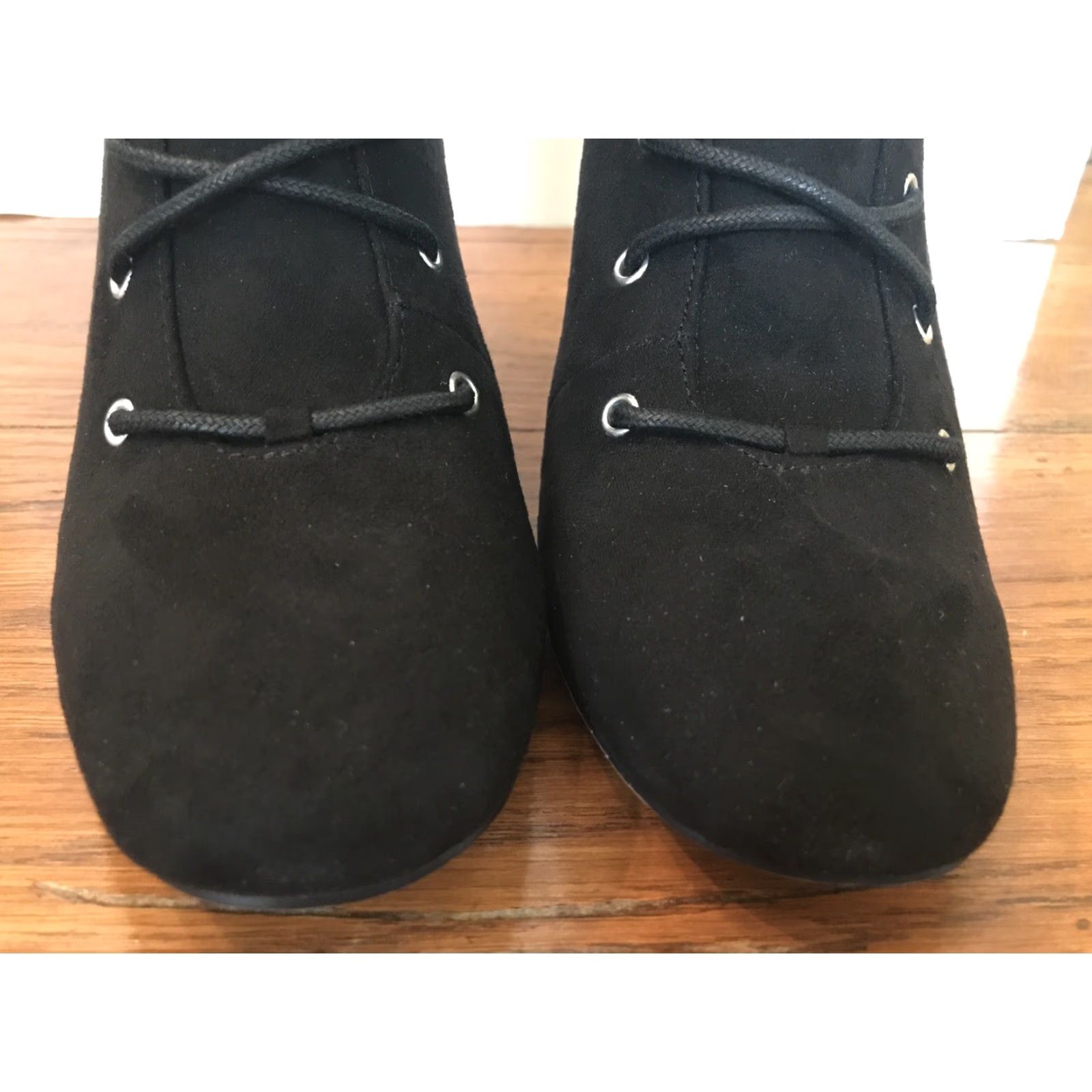 BCBGeneration VINTAGE US 8 Medium BCBGeneration Addison Micro-suede Black Lace Up Boot 3 1/4" Heel Zip Boots Womens Damaged Box Scuffs Size US 8 / IT 38 - 7 Thumbnail