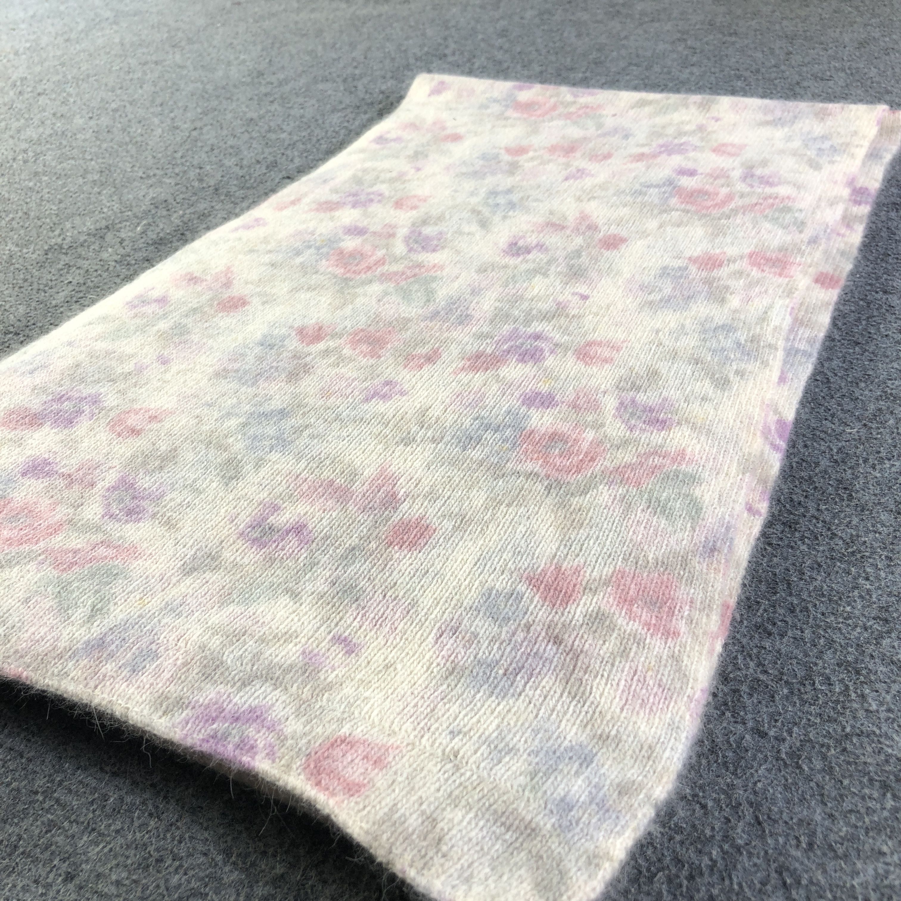 Vintage Daniela Veo Floral Wool/Angora Scarf Muffler V2778 Size ONE SIZE - 3 Thumbnail