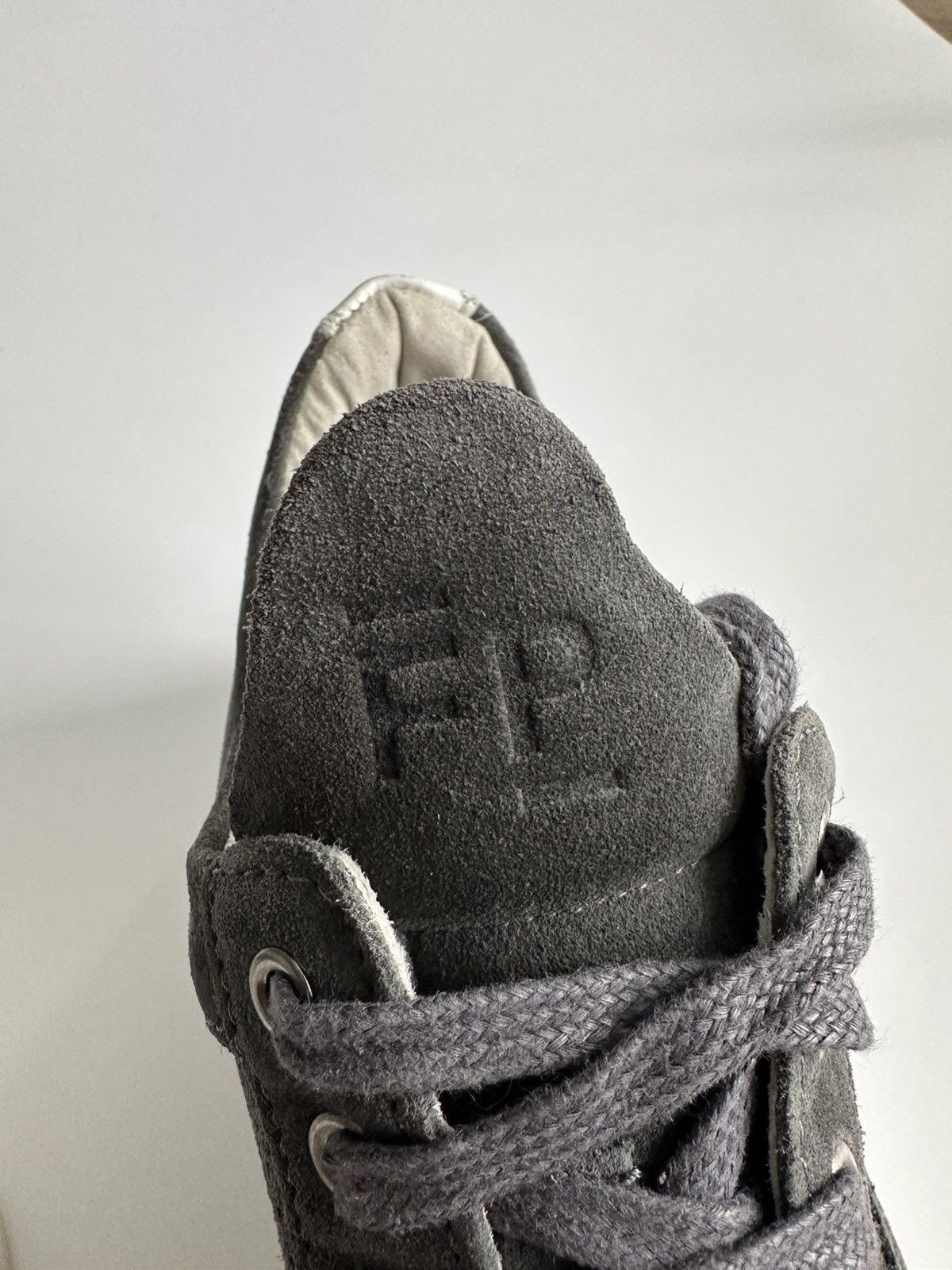 Filling Pieces Filling Pieces suede grey sneakers Size US 8.5 / EU 41-42 - 10 Thumbnail
